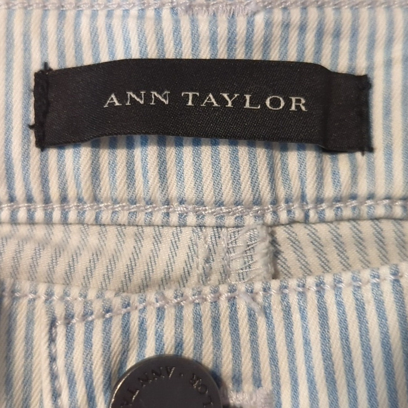 Ann Taylor The Skinny Ankle Modern Fit Lt. Blue Striped Stretch Jean Size 14