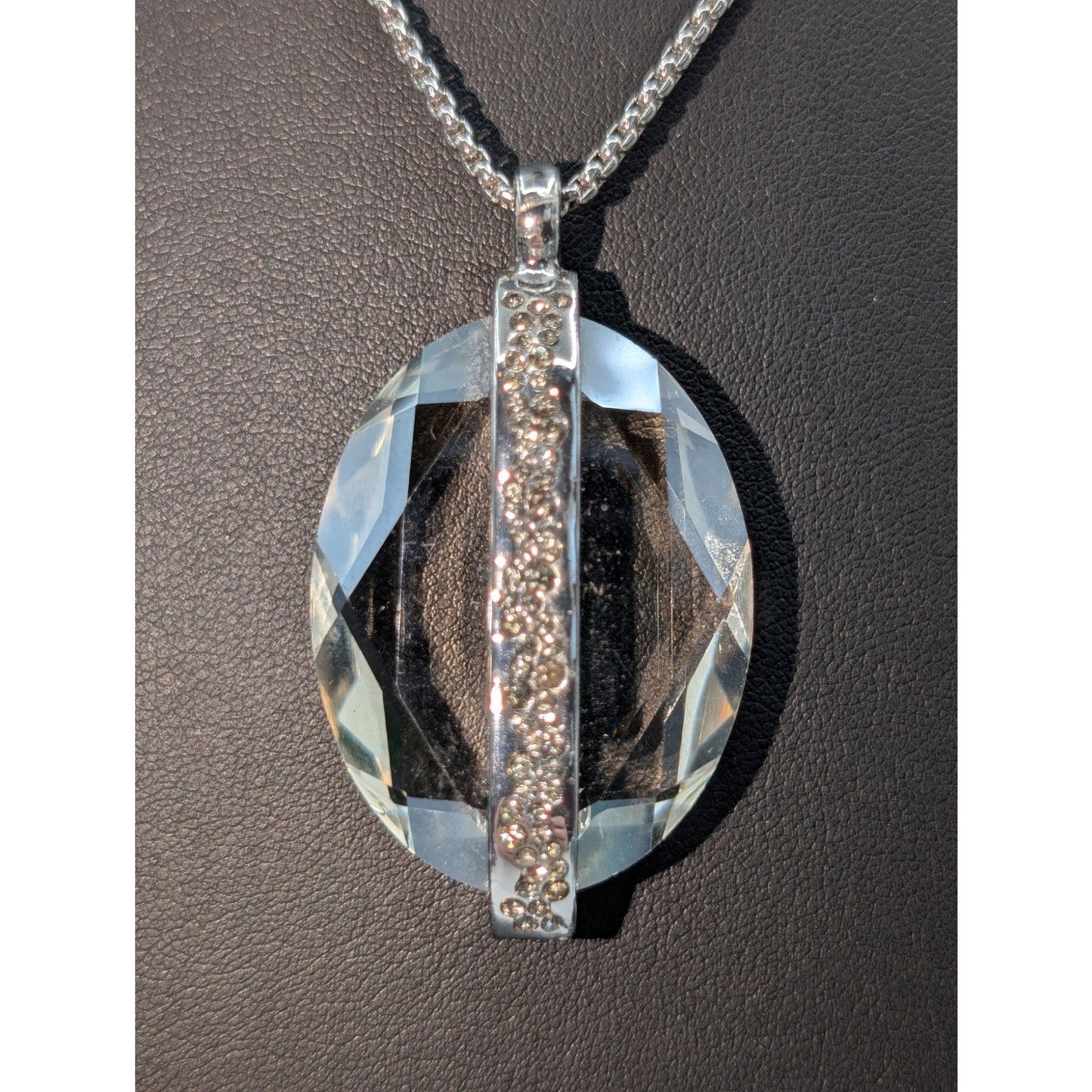 Chico's Convertible Faceted Glass Pendant Silver Tone Long Adjustable Necklace