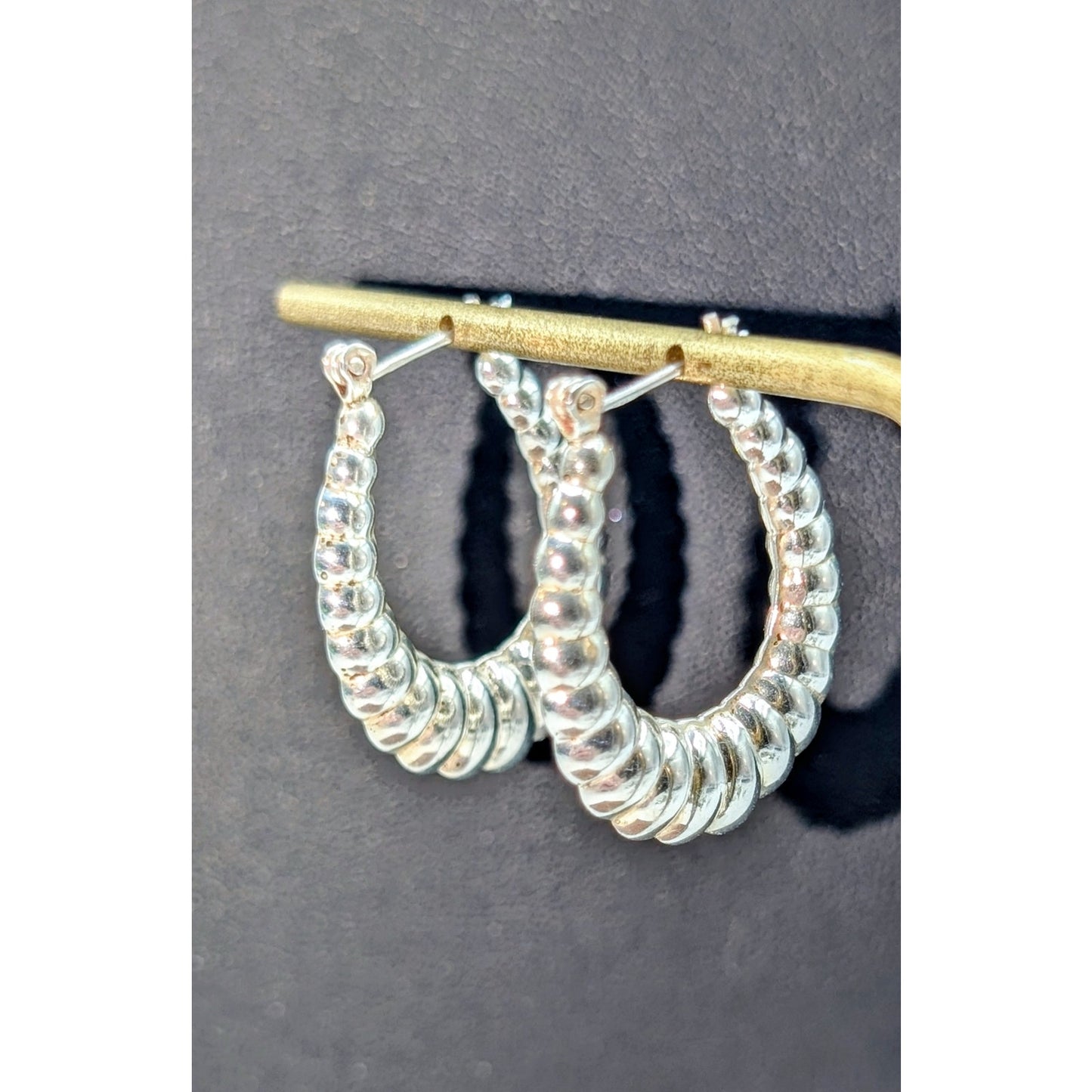 Vintage 925 Sterling Silver Ribbed Oval Hoop Earrings