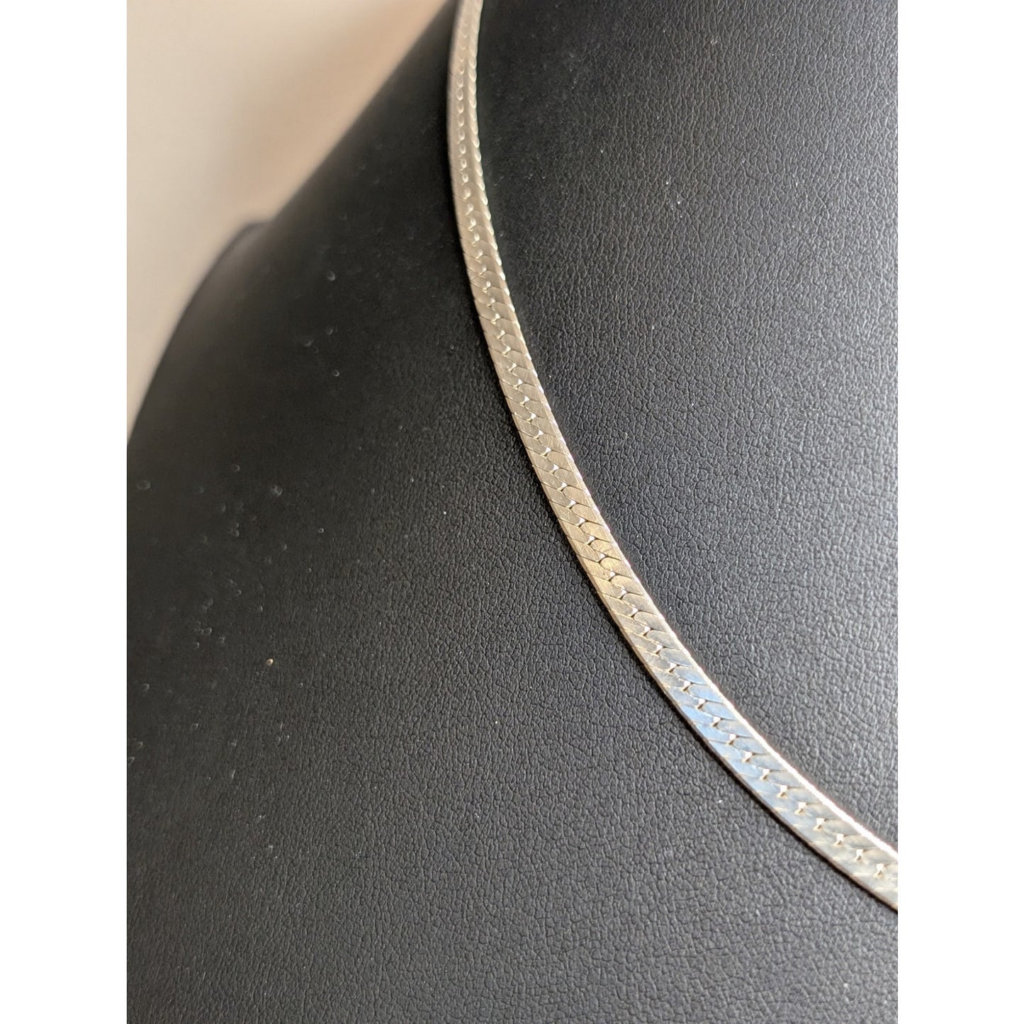 VTG 925 Italy Sterling Silver 4mm Herringbone 20" Chain W/ Lobster Claw Clasp