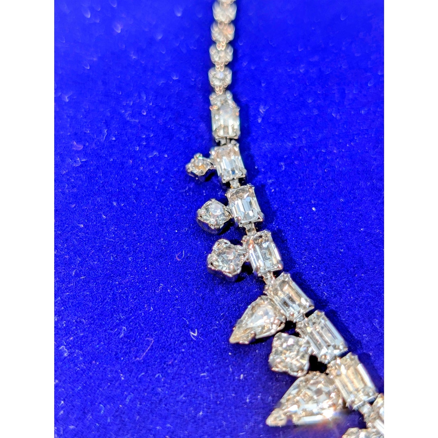 Signed Weiss Vintage Rhinestone 15"-15.25" Silver Tone Hook Clasp Necklace