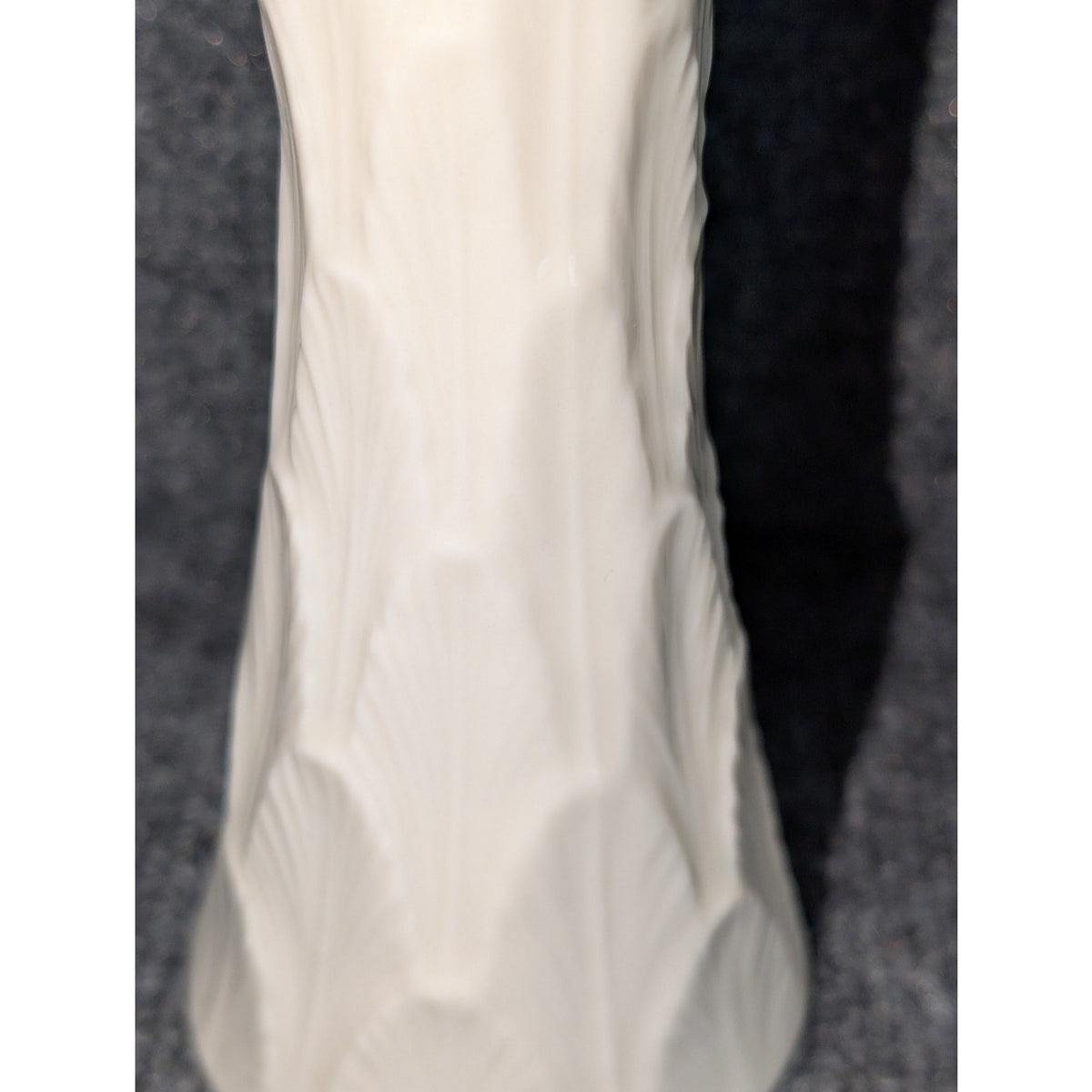 Vintage Lenox Glenwood Collection Porcelain Leaves Pepper Mill & Salt Shaker