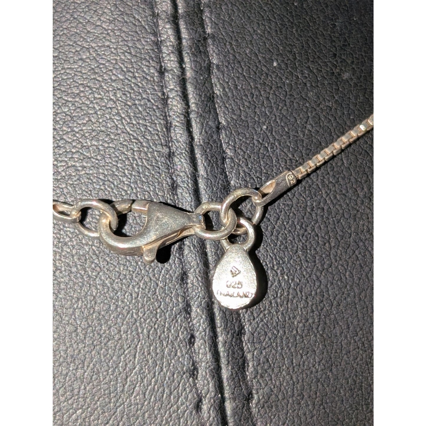 Silpada Dove with Olive Branch 925 Sterling Silver 16" Box Chain Necklace