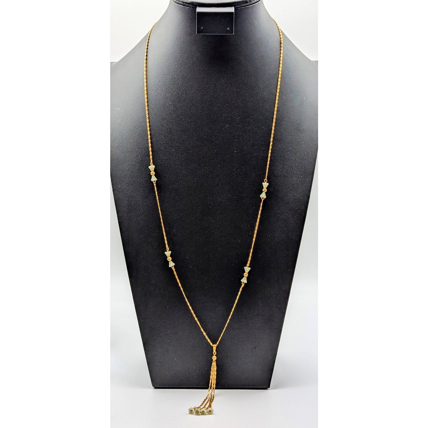 Vintage Sarah Coventry Green Glass Flower Gold Tone Chain Tassel Necklace