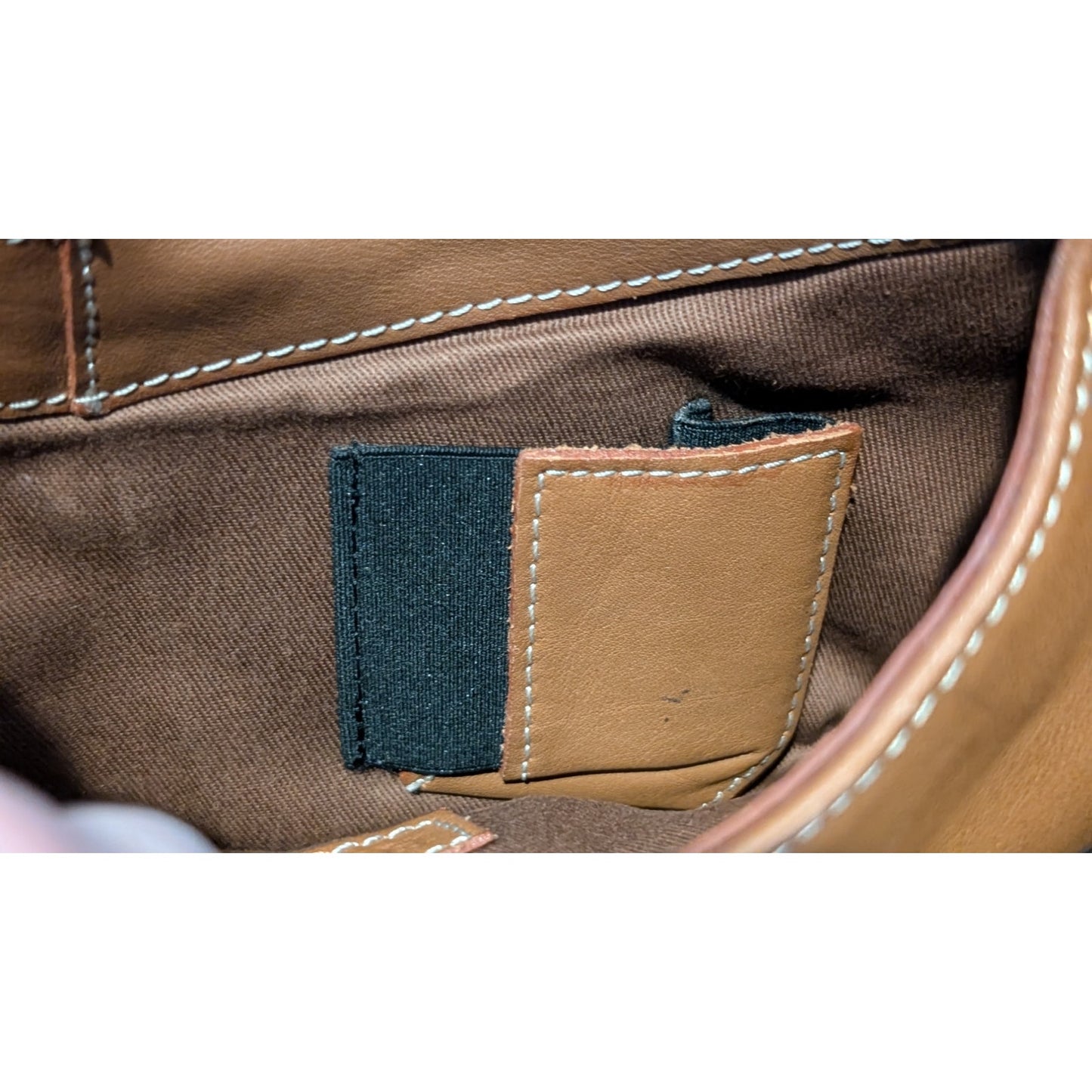 Harold's Made in Italy Genuine Soft Leather Tan Equestrian Vibe Shoulder Bag