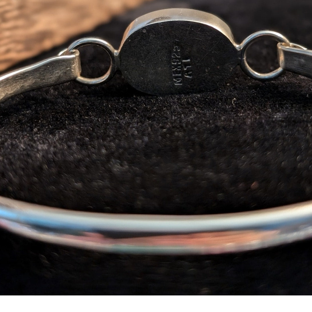Vtg 925 Sterling Silver Mexico Bezel Set Black Oval Onyx Hook Bangle Bracelet