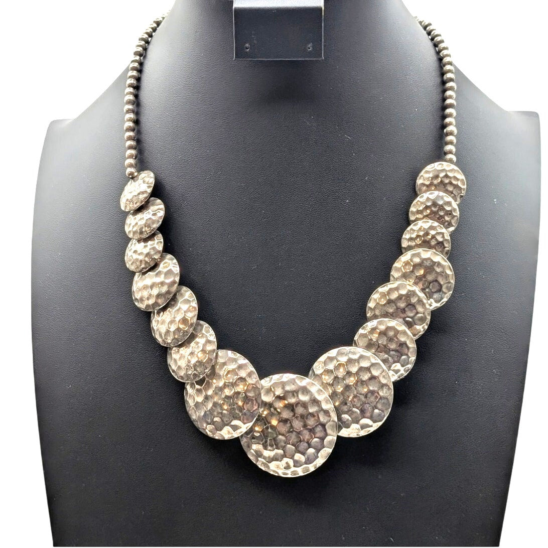 Vintage Hammered Silver Graduated Metal Disc Bead Barrel Clasp 22" Necklace