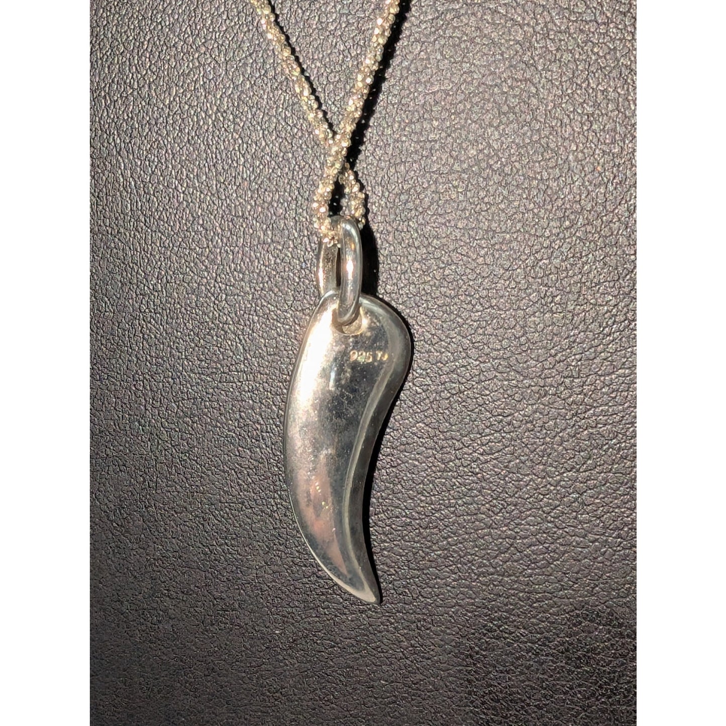 Green Glass 925 Sterling Silver Fang Pendant Margarita Chain 24" Necklace