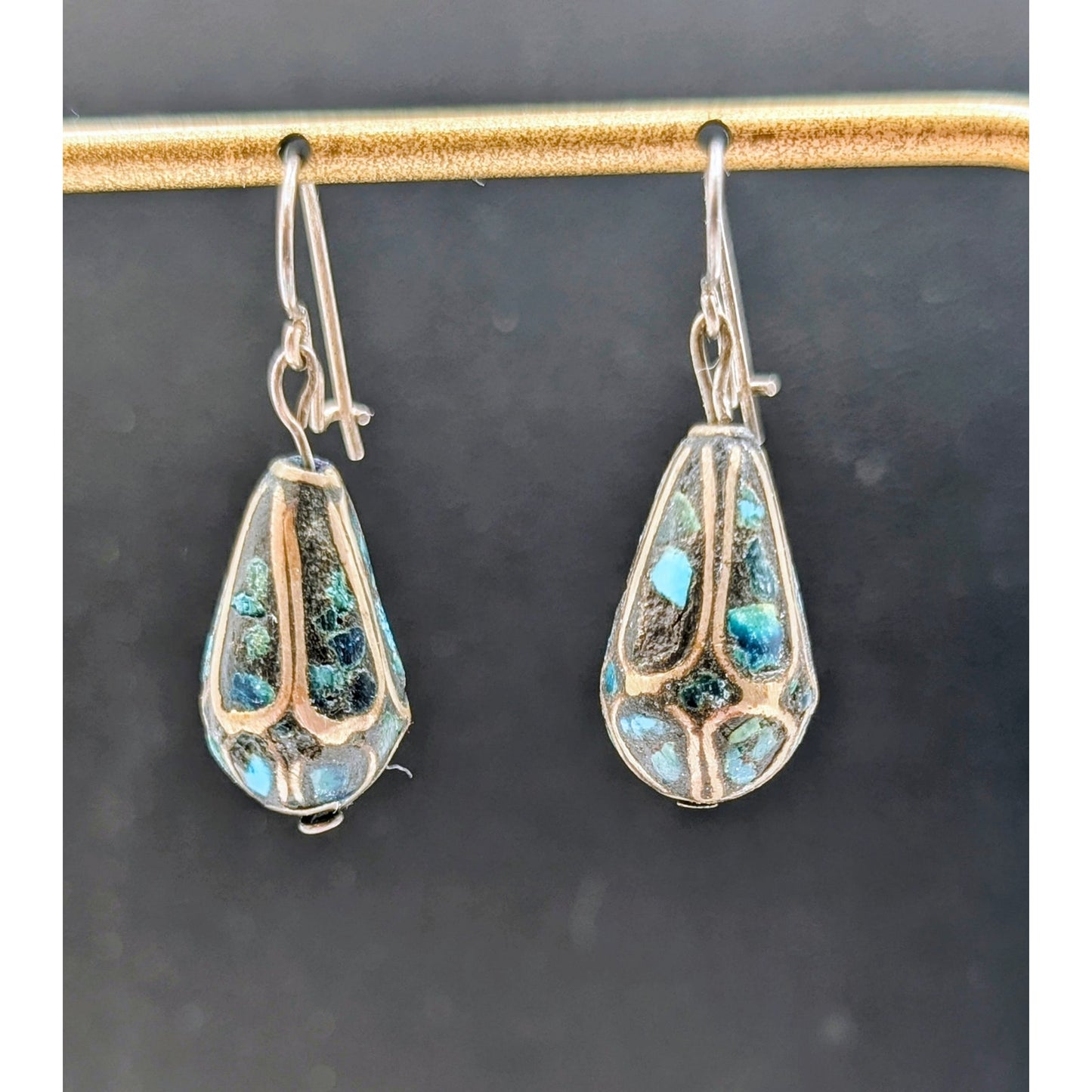 Vintage 50s Indian Turquoise Chip Tear Drop Earrings