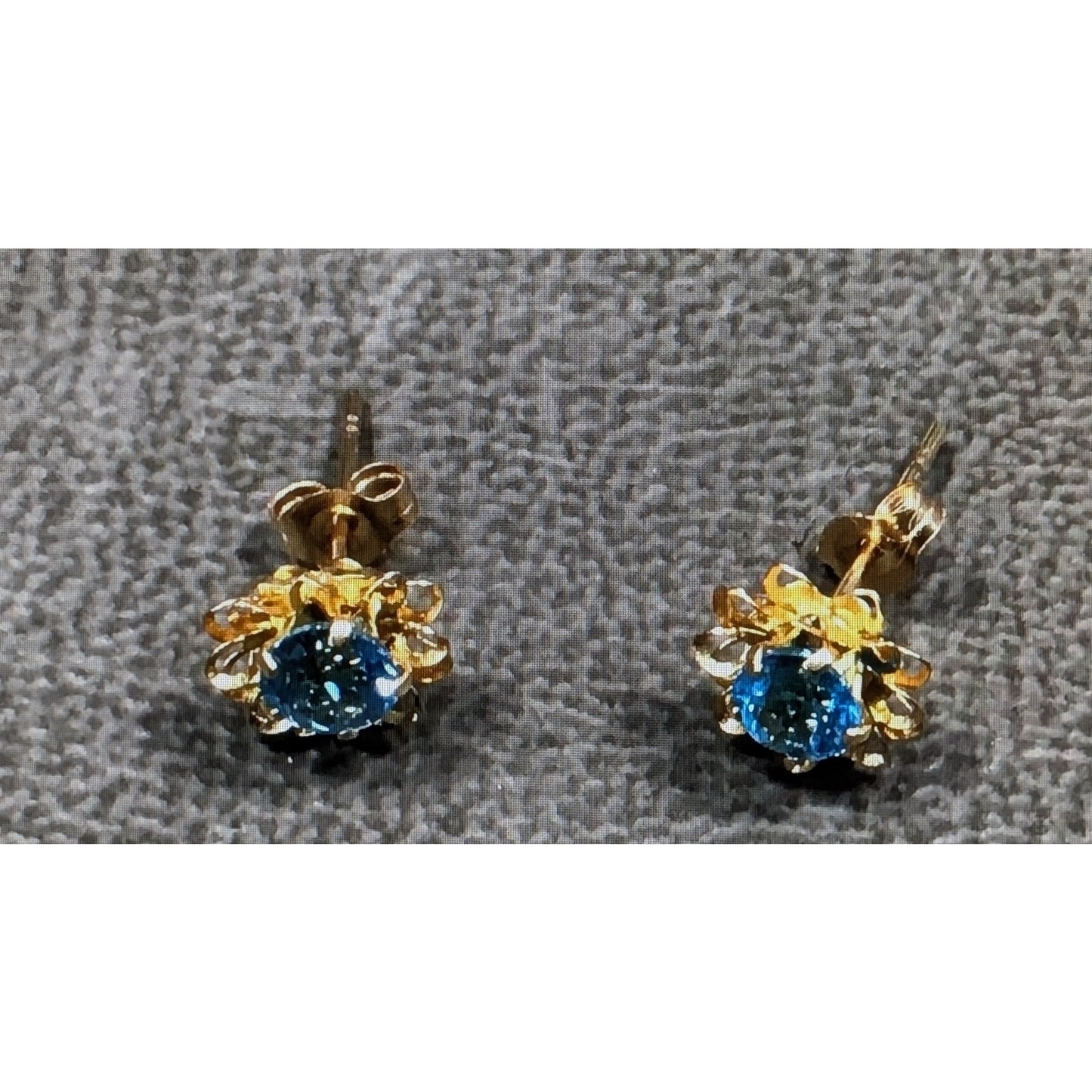 14k Yellow Gold Blue Spinel Delicate Floral Stud Earrings