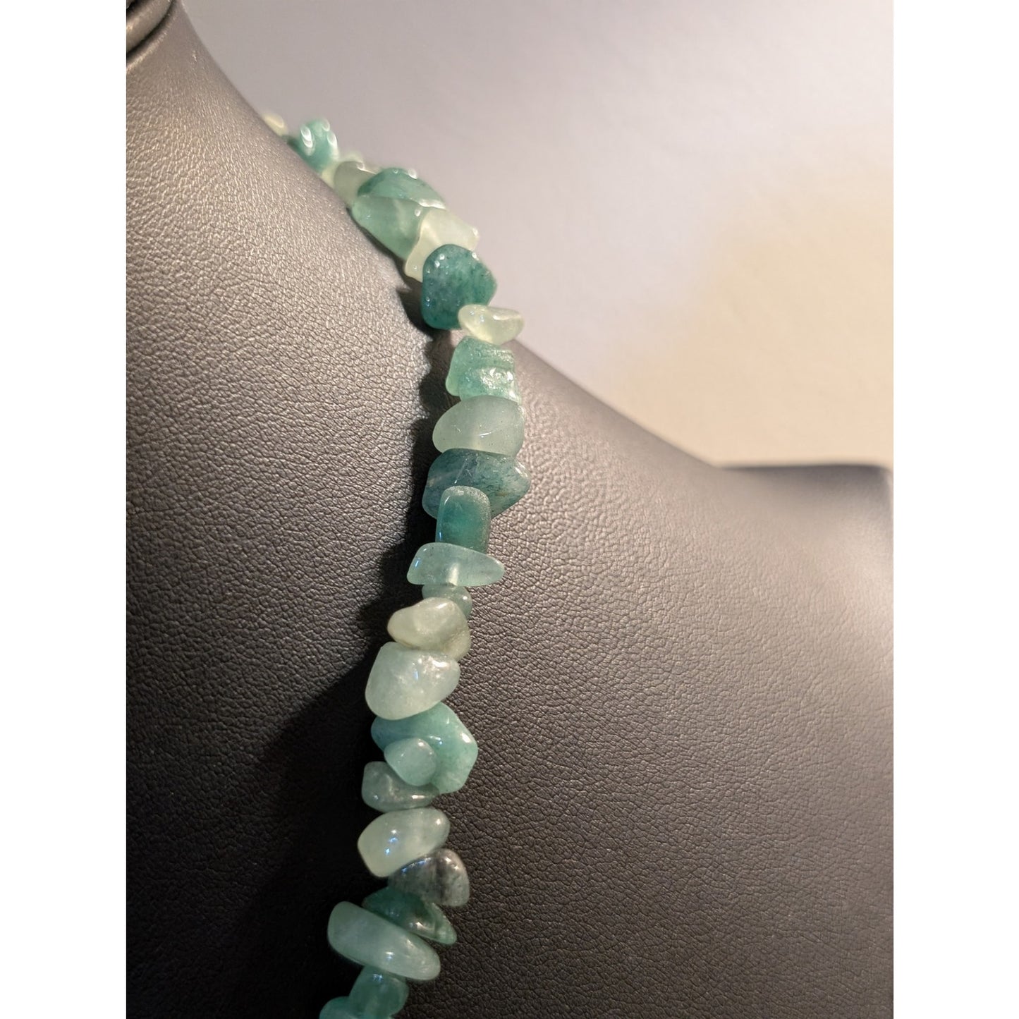 Green Chip Stone Gold Tone 17"-20" Necklace