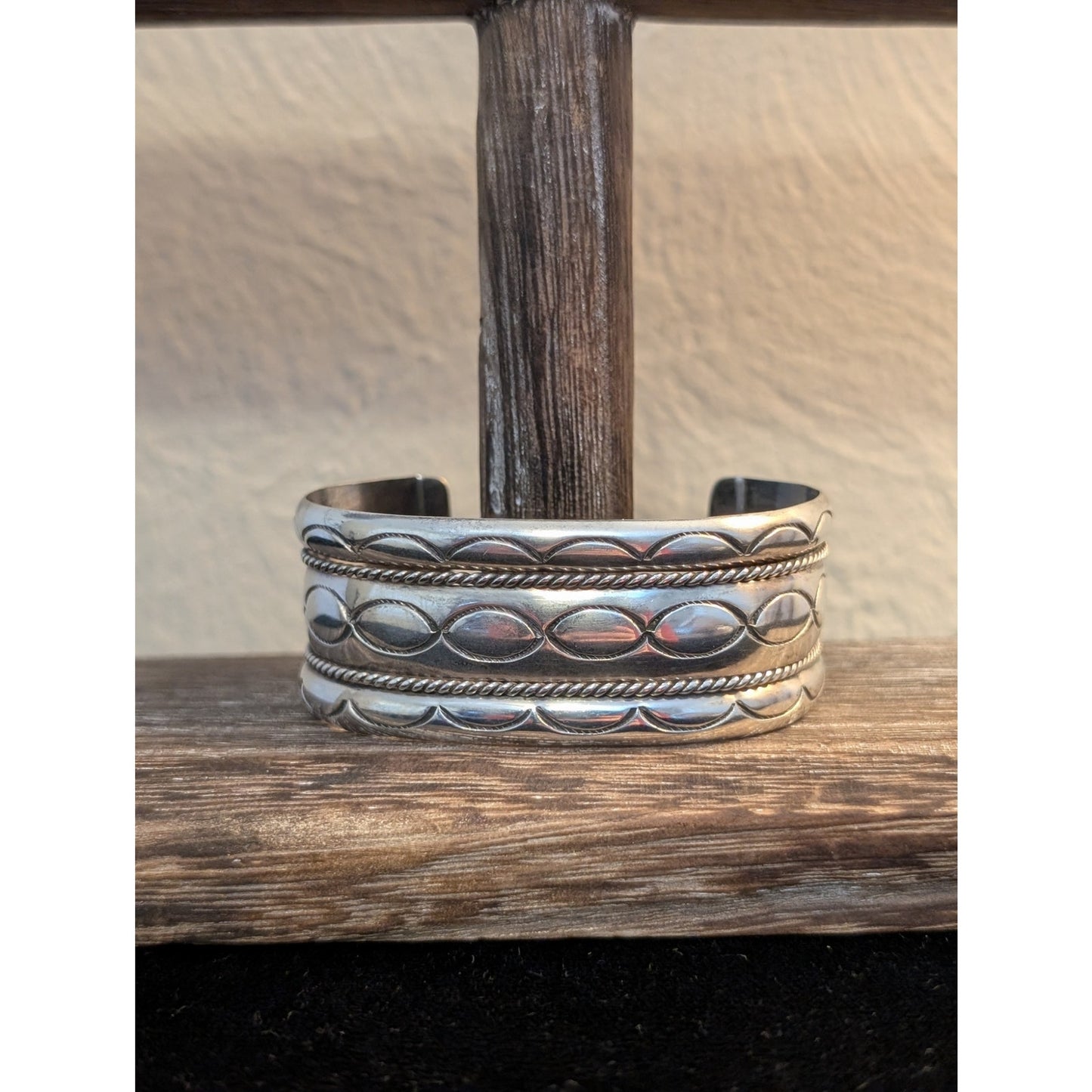 Vintage Native American Style 925 Sterling Silver 1" Wide Cuff Bracelet