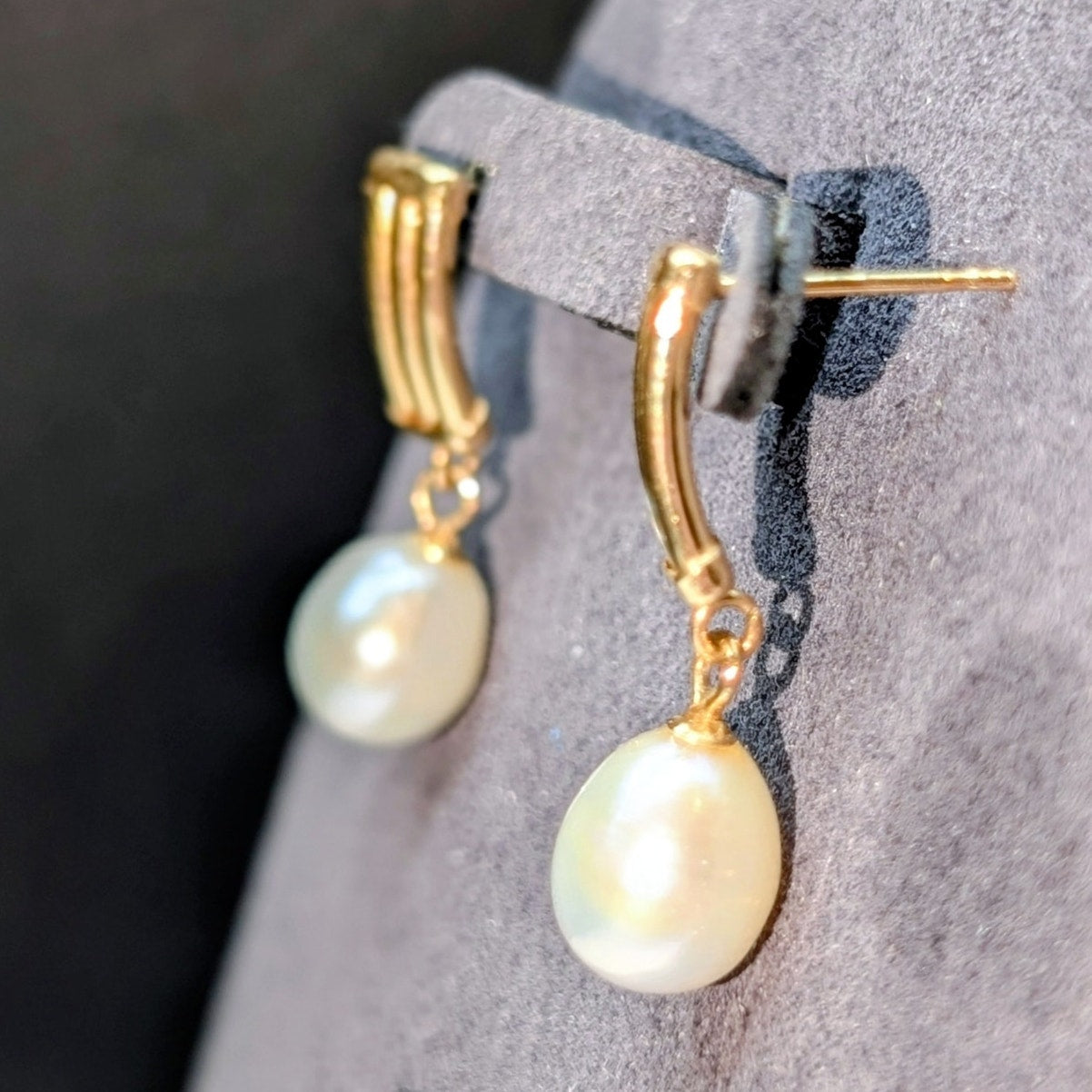 Classic Timeless Marked & Tested 14K Yellow Gold & Pearl Dangle Post Earrings