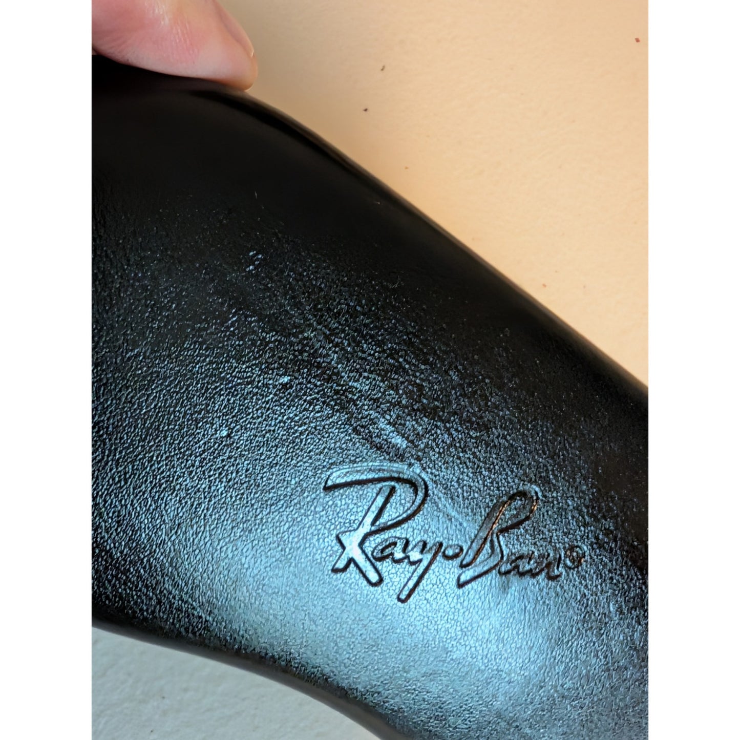 Ray-Ban Black Eyeglass or Sunglass Clamshell Hard Case With Cleaning Cloth