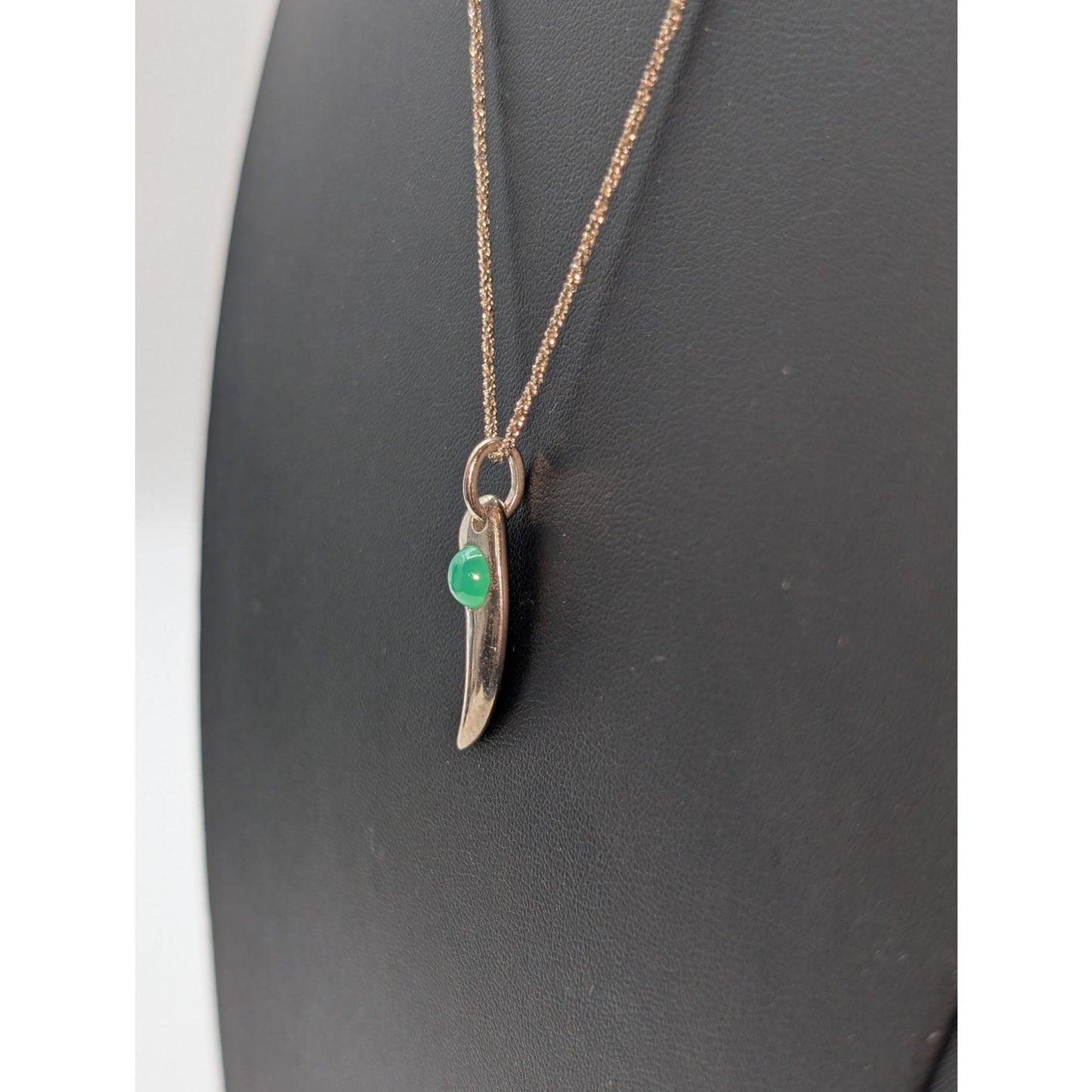 Green Glass 925 Sterling Silver Fang Pendant Margarita Chain 24" Necklace