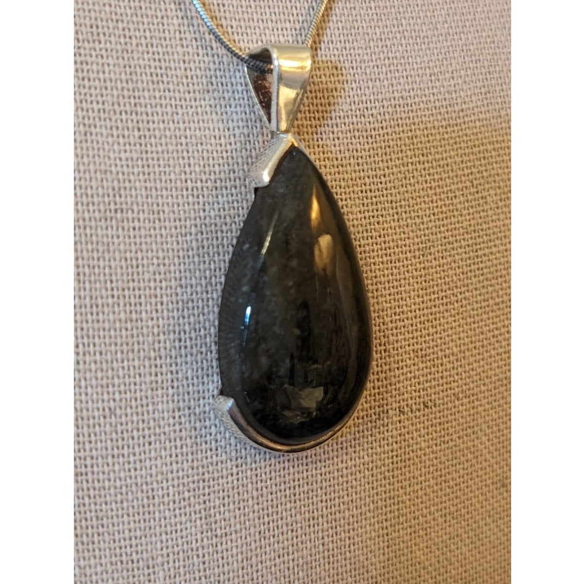 Labradorite Gemstone Pendant Necklace