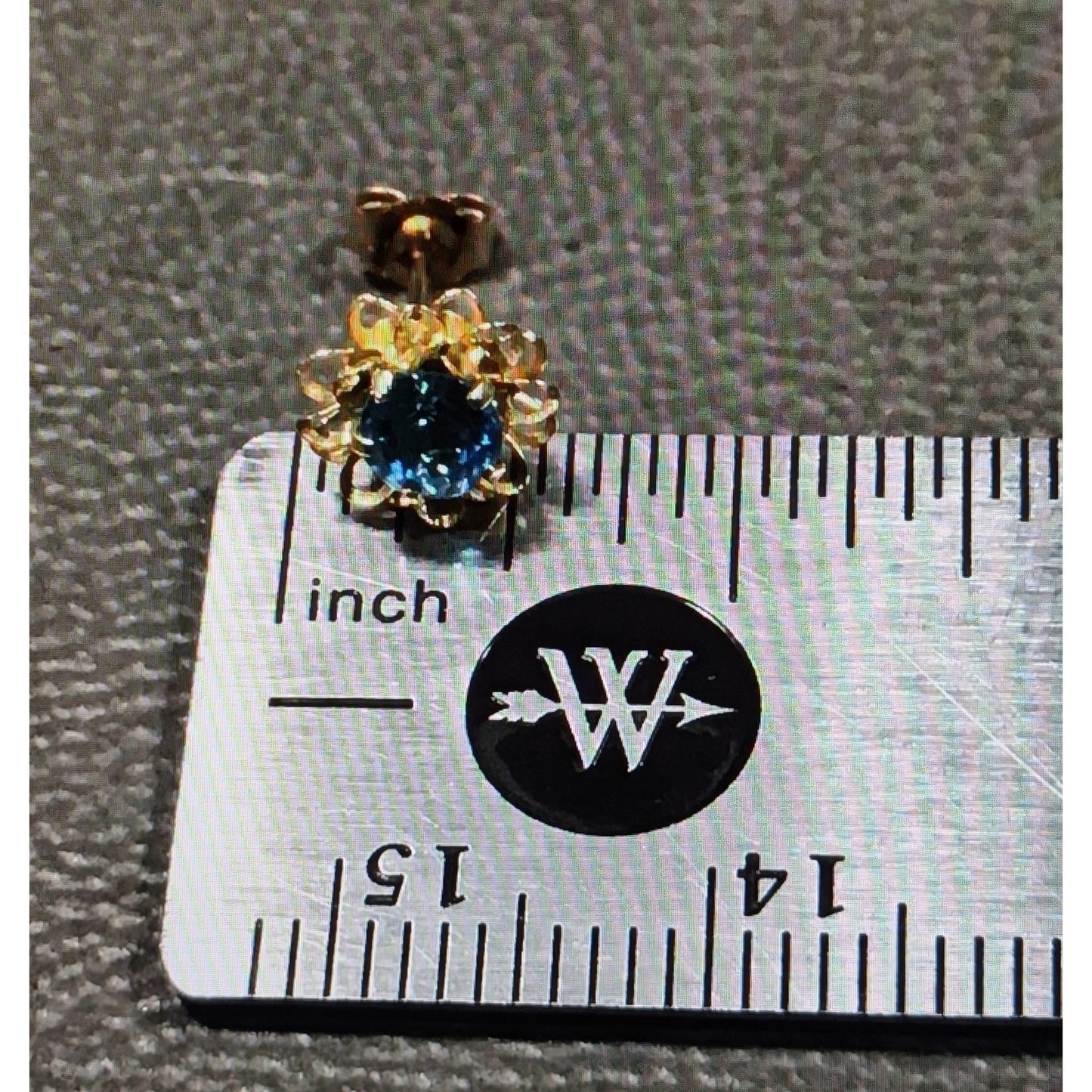 14k Yellow Gold Blue Spinel Delicate Floral Stud Earrings