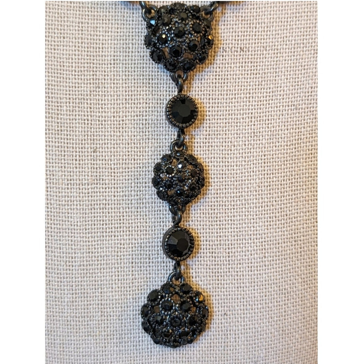 Black Crystal Bead Gun Metal 'Y' Drop 17"-19" Necklace