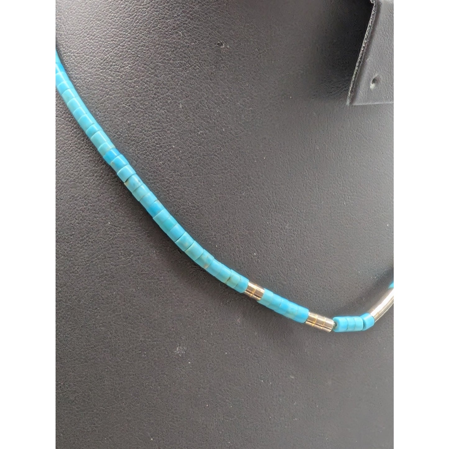 Vintage Unmarked Turquoise Heishi Bead 15" Choker Hook Clasp Necklace