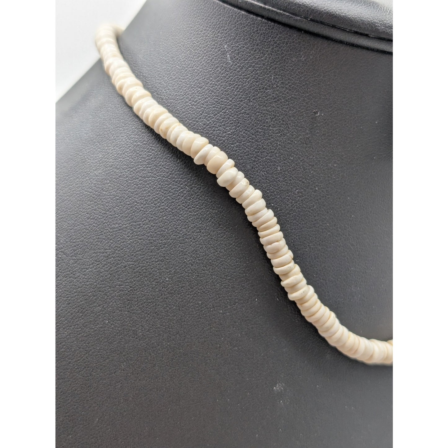 Vintage Genuine Puka Shell Barrel Clasp 16" Choker Necklace