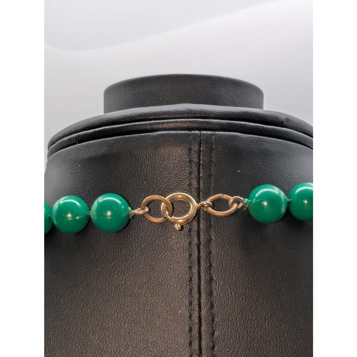 Vintage Graduated Green Acrylic Bead 24" Necklace