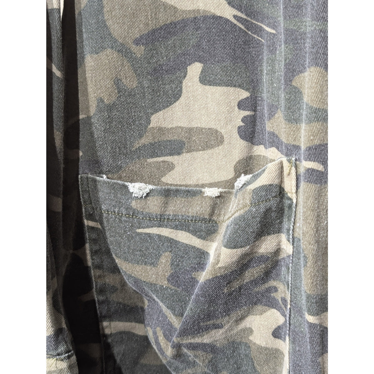 Mystree Shabby Chic Camo Velvet Trim Distressed Button Front Jacket Sz S
