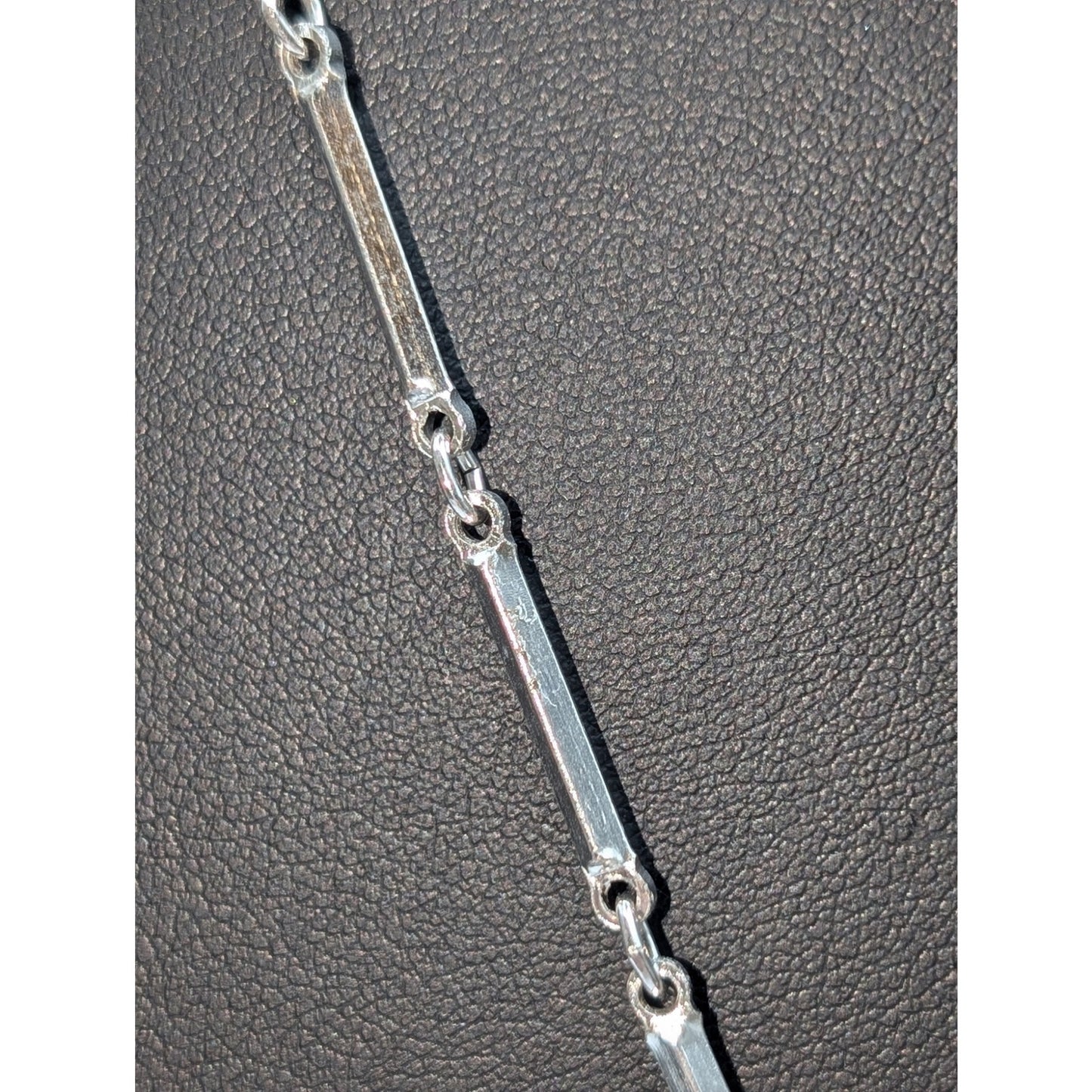 Vintage Avon Modernist Mayan Silver Tone 2.25" Pendant Rod Chain 24" Necklace