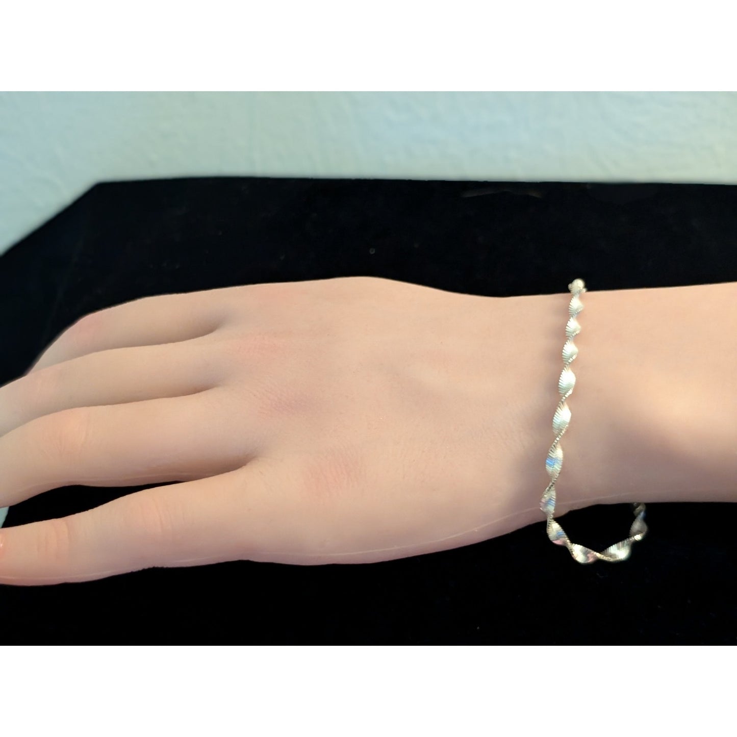 Vintage 925 Sterling Silver Twisted Herringbone Chain Bracelet