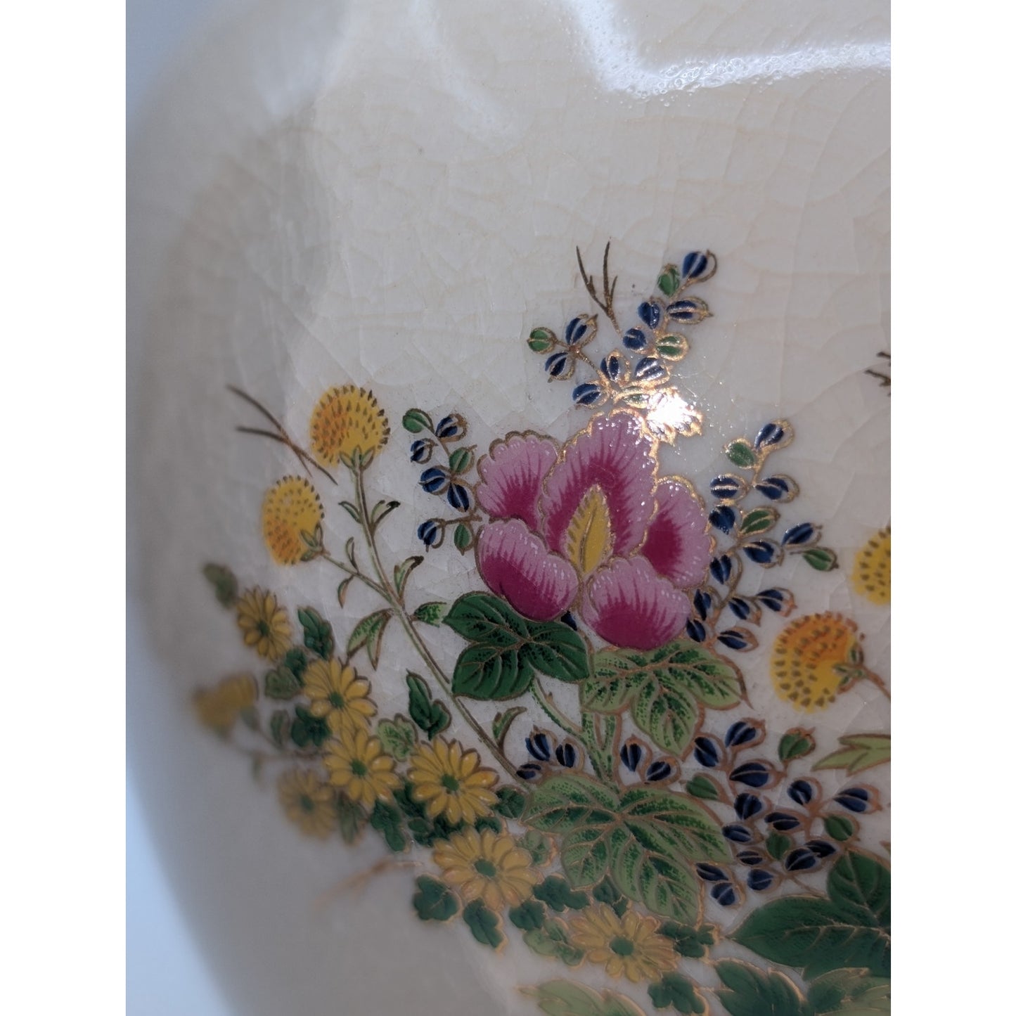 Vintage 1979 Satsuma Japanese Floral Porcelain Vase Urn