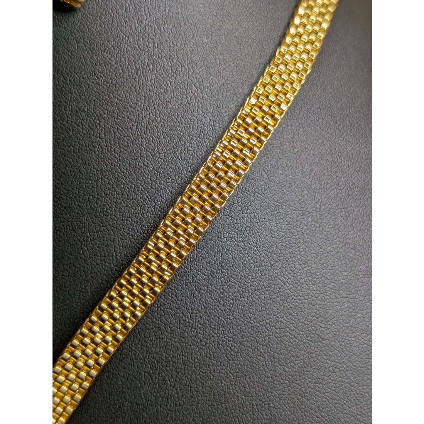 Three Piece V-Shaped Gold Tone Mesh Jewelry Set