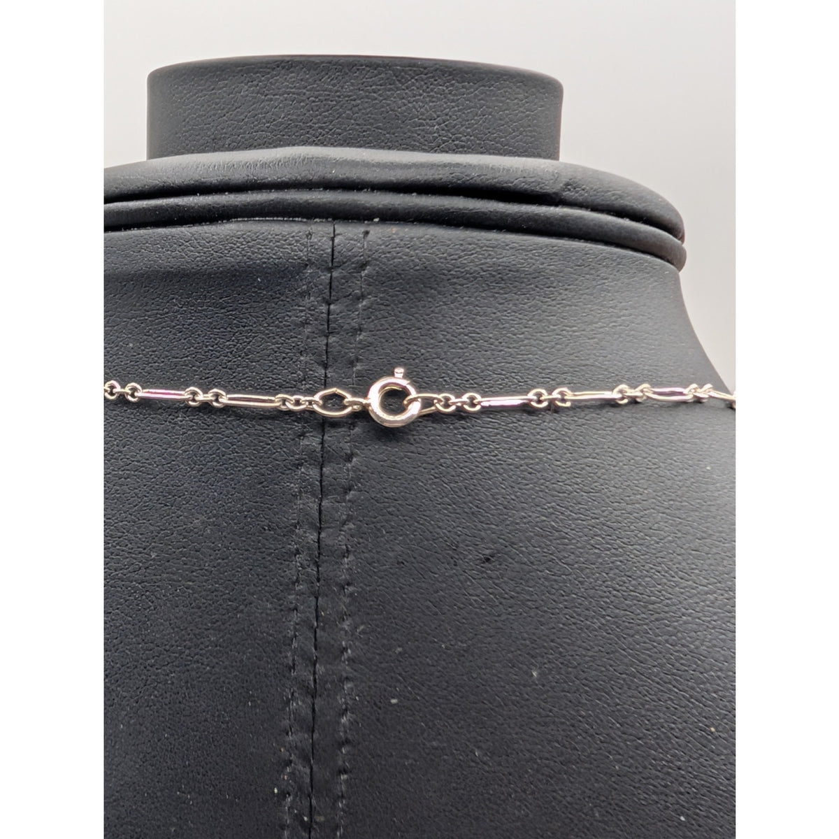 Vintage 925 Sterling Silver 3D Pineapple Pendant Unique Chain Link Necklace 7.4g