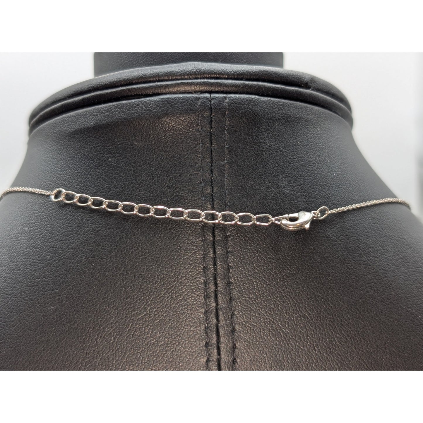 Tests as Aqua Raw Stone Druzy Unmarked Silver Tone Chain 16.5"-18.25" Necklace