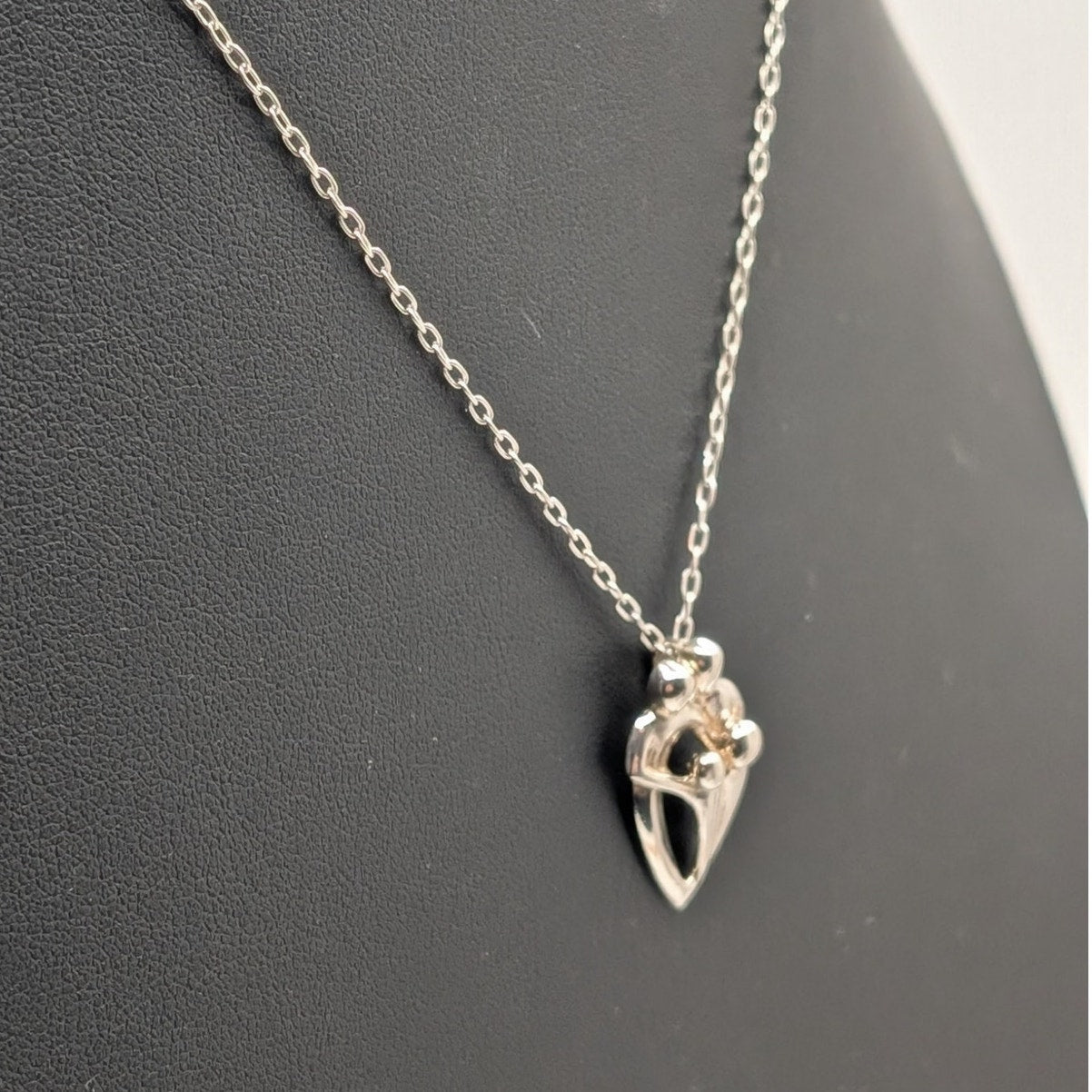 Vtg Carolyn Pollack 925 Sterling Silver Family of Four Love Pendant 18" Necklace