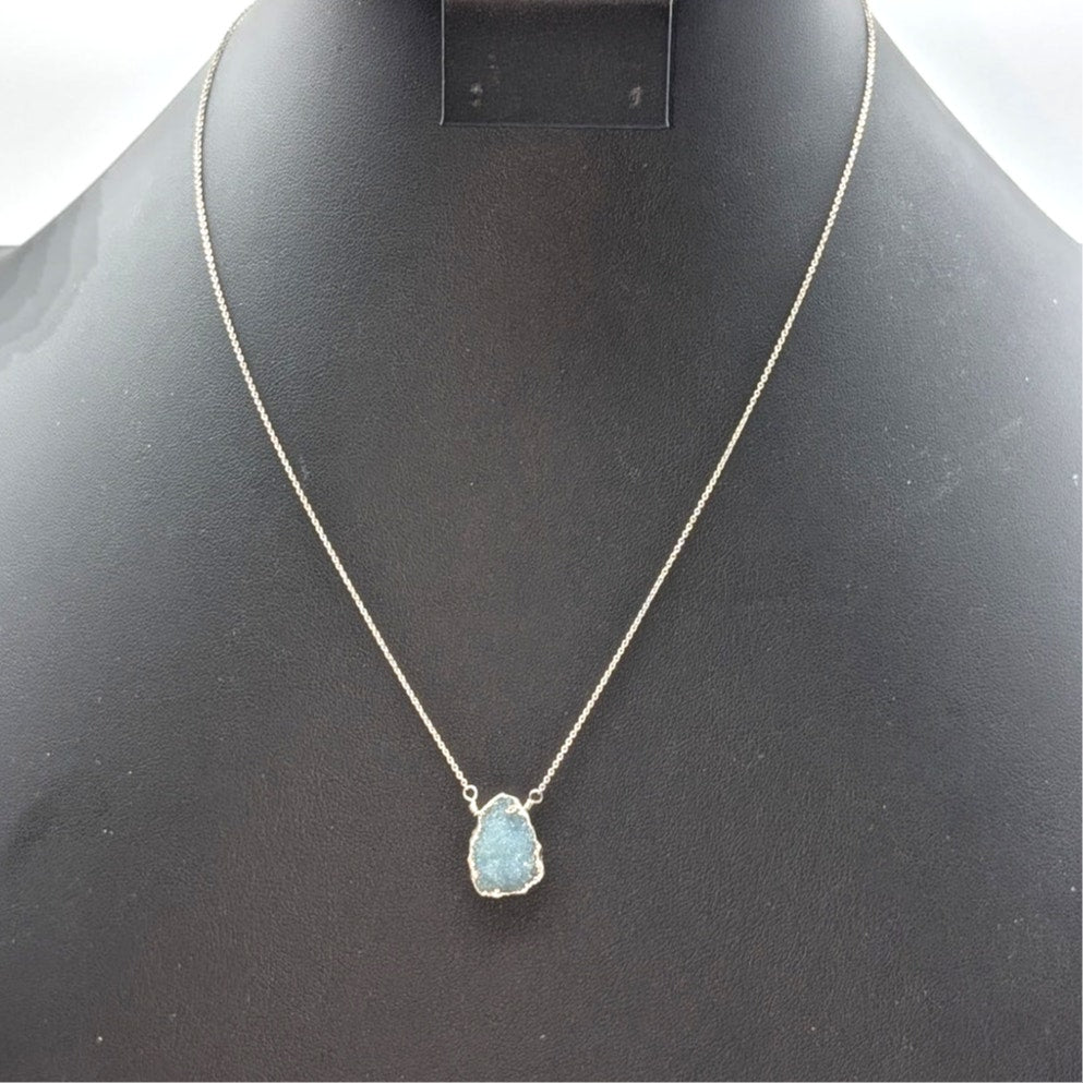 Tests as Aqua Raw Stone Druzy Unmarked Silver Tone Chain 16.5"-18.25" Necklace