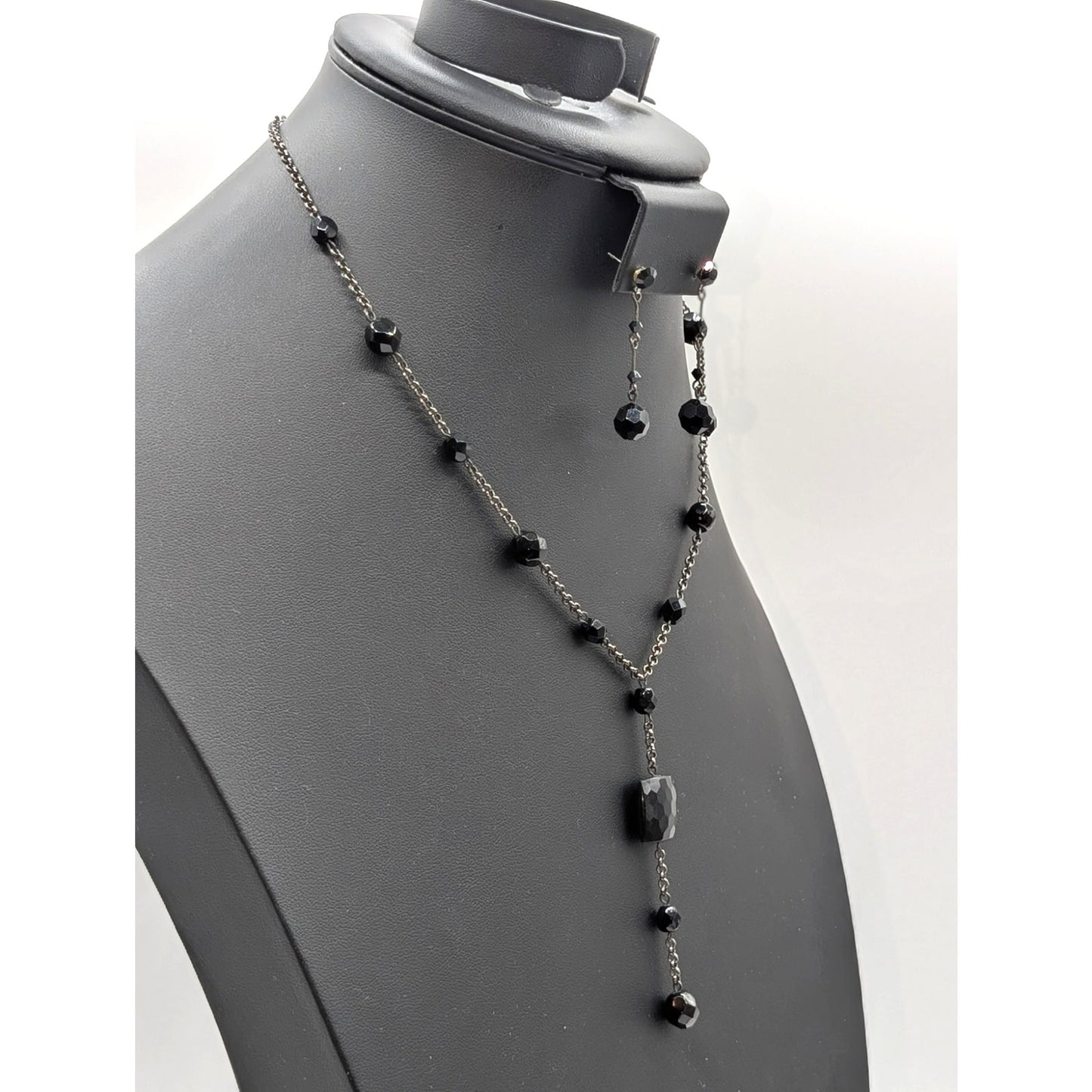 Black Crystal Gun Metal Y-Drop Chain 15"-17.5" Necklace & Matching Earring Set