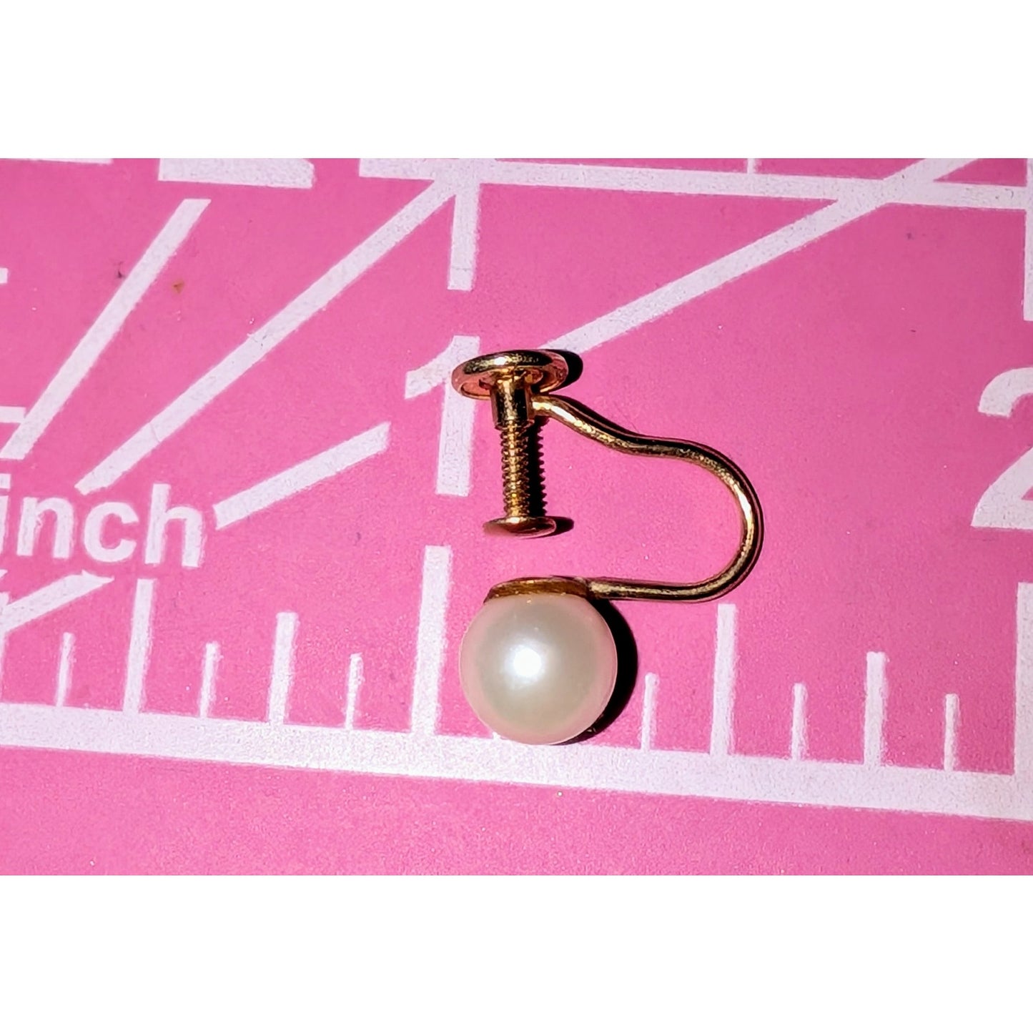 Antique 14k Gold Approximately 7mm Cultured Pearl Screw Back Earrings 1.9g