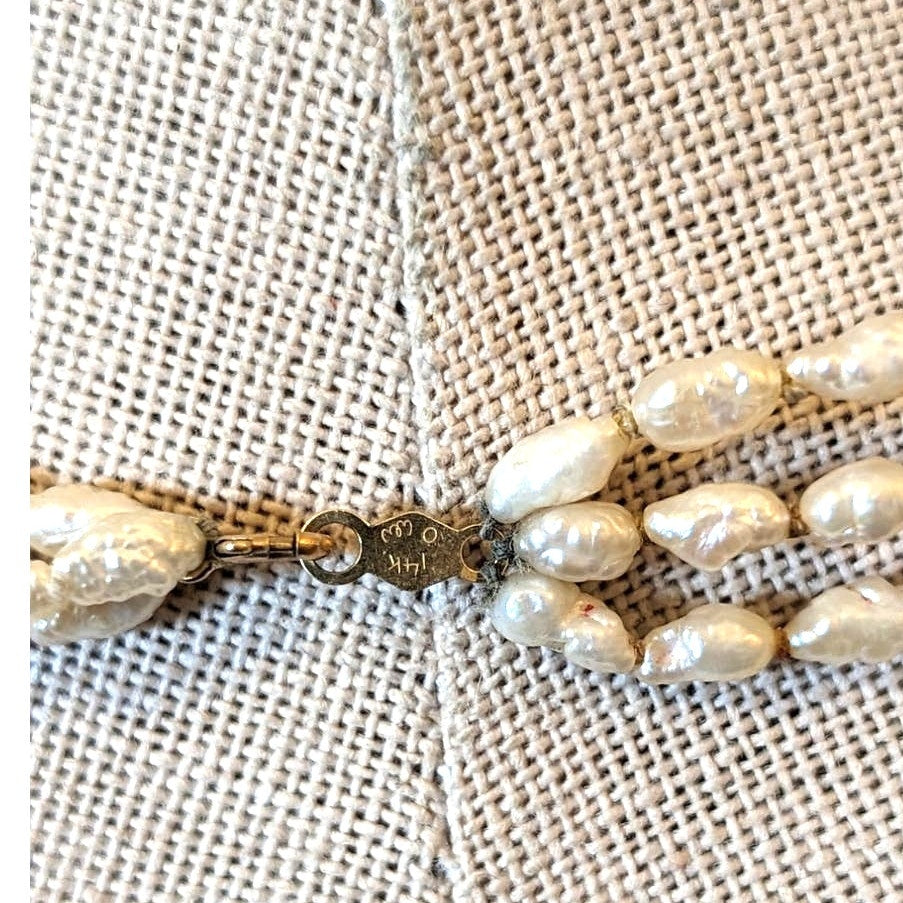 Needs Restrung 14k Yellow Gold Pearl & Onyx Bead Three Strand 17" Necklace