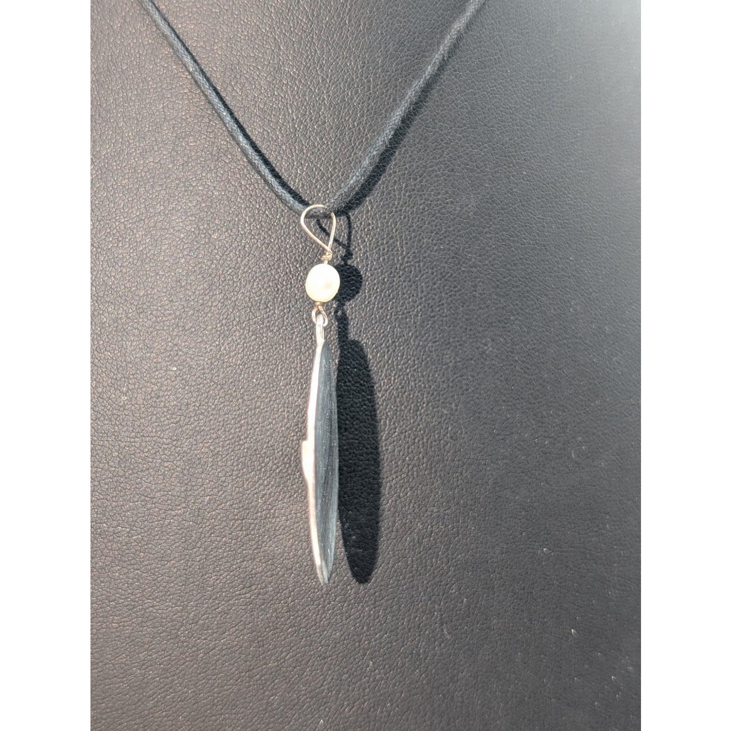 Vtg 925 Sterling Silver Corded Pearl Hammered Disk Pendant 15" Boho Necklace
