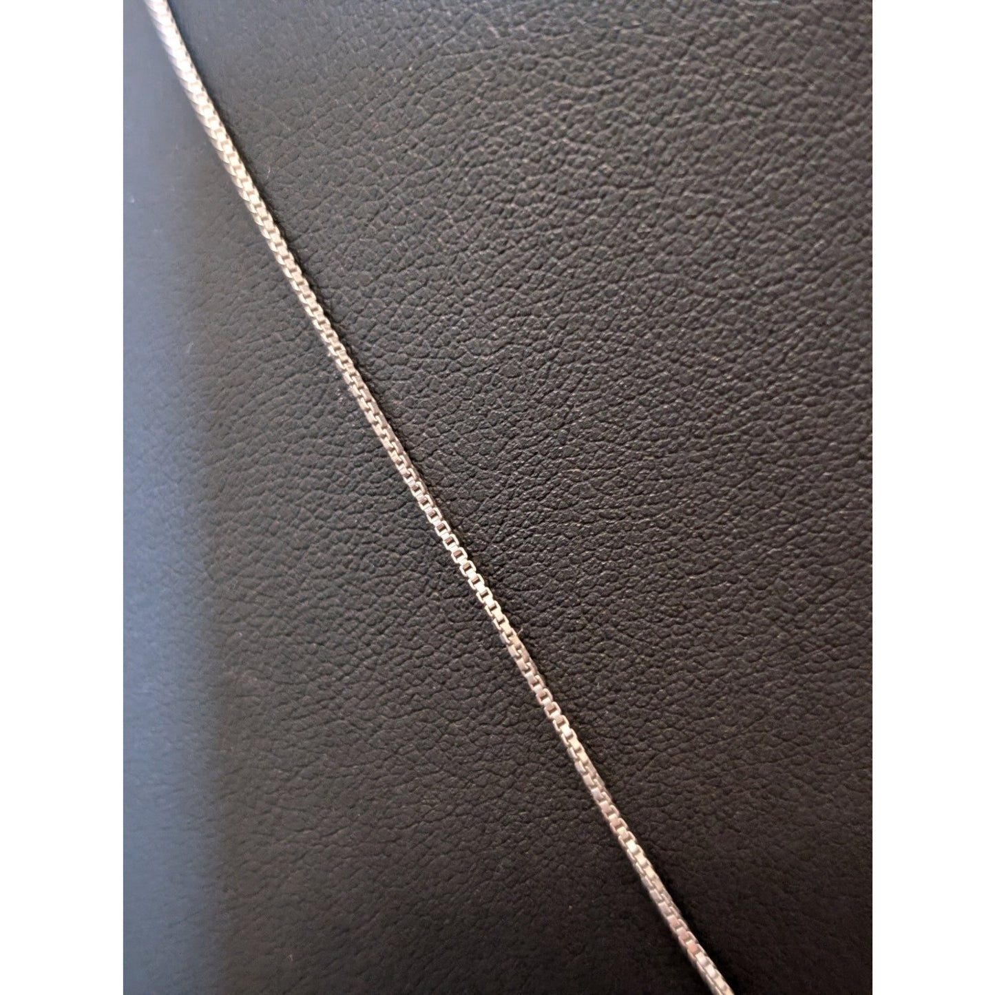 Retired Silpada 925 Sterling Hammered Rings Sterling Silver Pendant Necklace