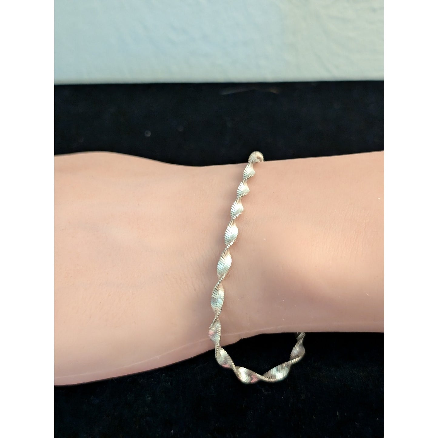 Vintage 925 Sterling Silver Twisted Herringbone Chain Bracelet