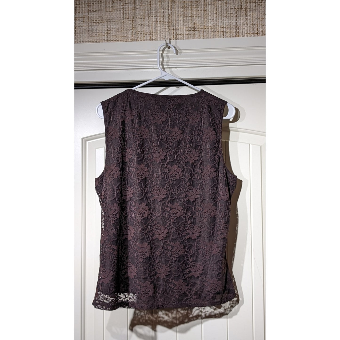 WD.NY Brown Lace Overlay Scoop Neck Sleeveless NWT Tank/Shell Womens Sz XL.