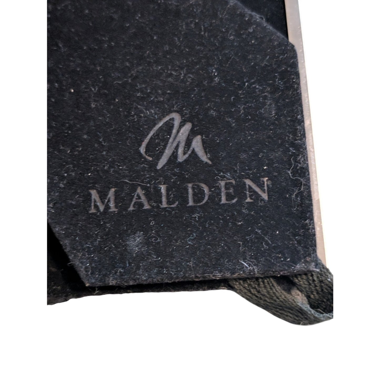 Malden Vintage Oxidized Silver Tone Tabletop Easel Back 8 X 10 Photo Frame