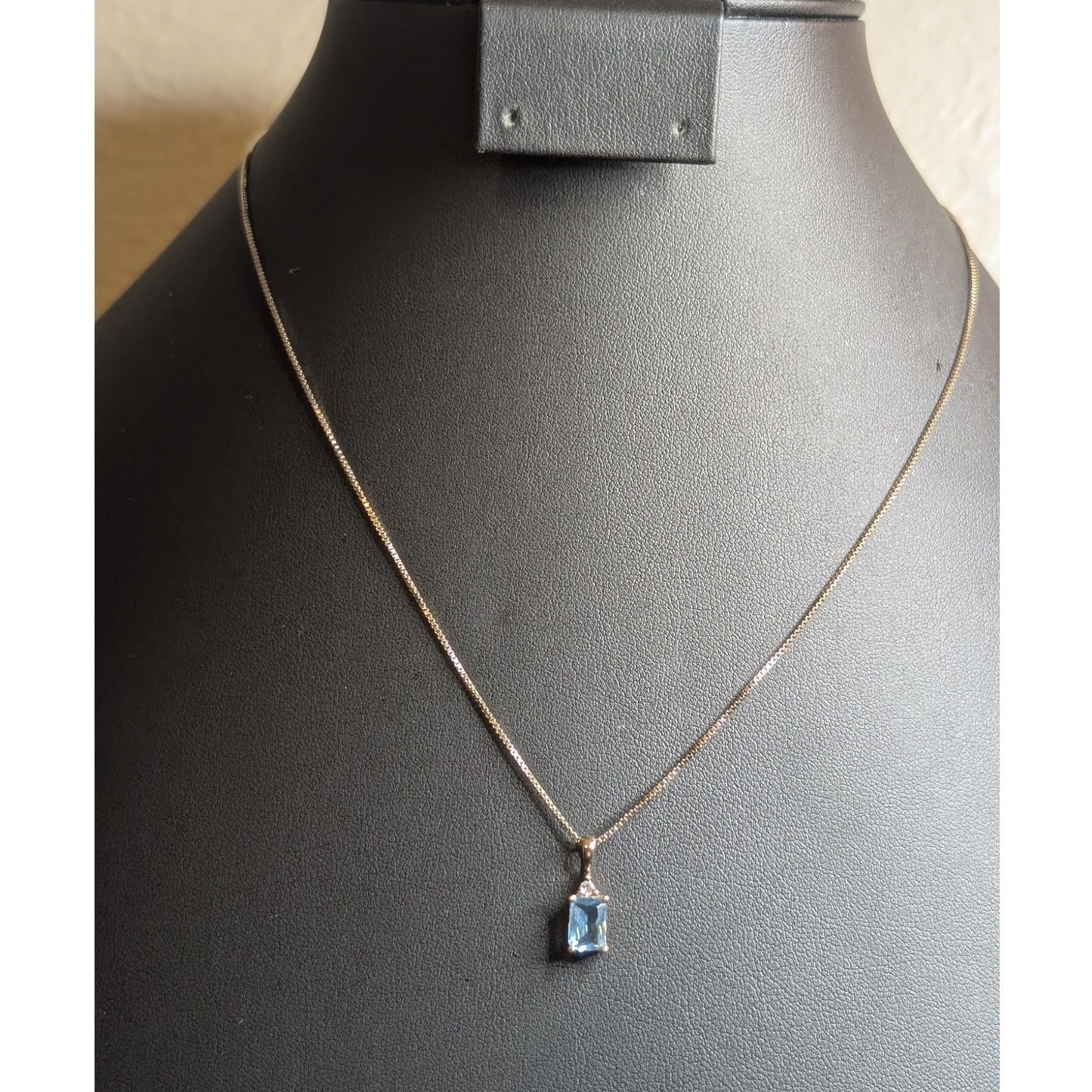 DL 925 Vermeil Sterling Blue Emerald Cut CZ & Round Clear CZ Pendant Necklace