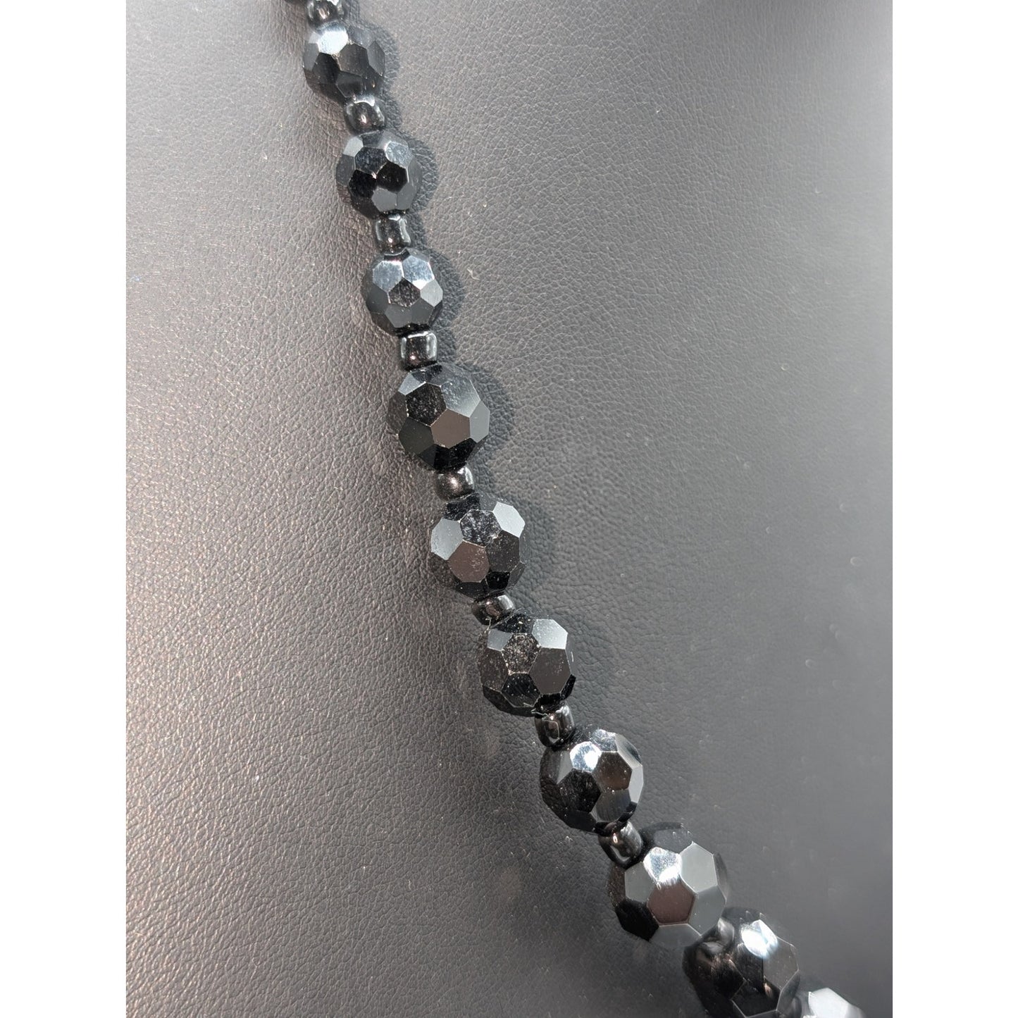 Vintage Black Faceted Glass Bead Graduated 19"-21.5" Necklace