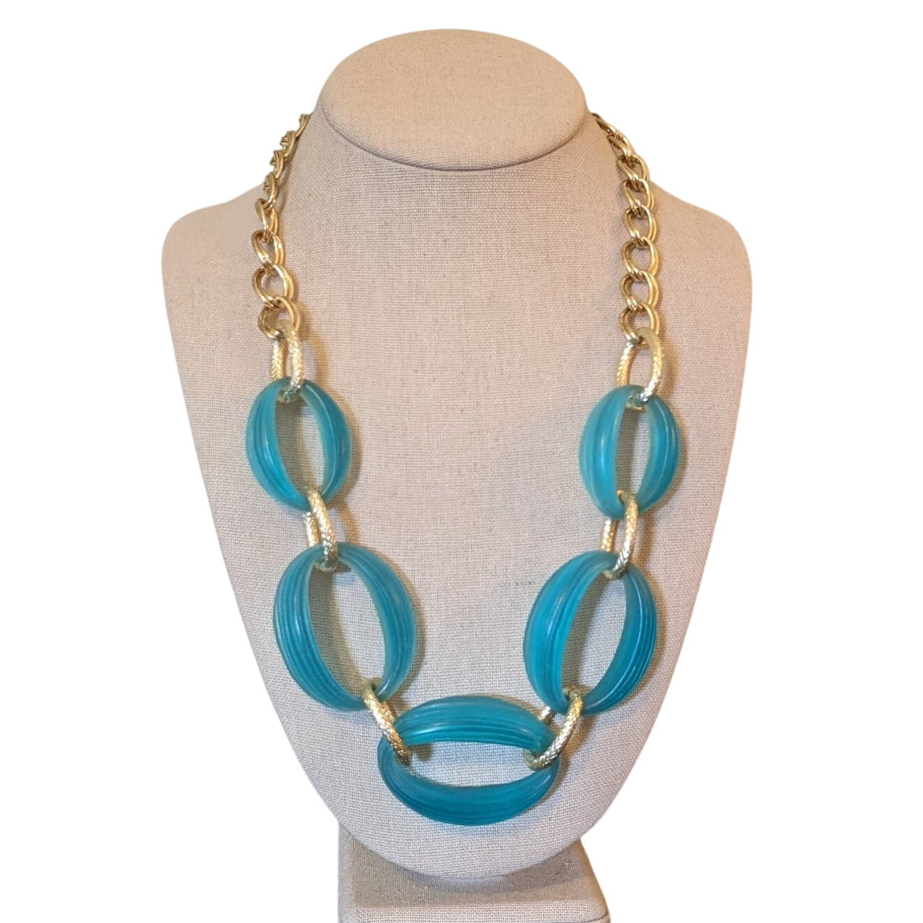 Aqua Oval Chunky Chain Links on a Gold Tone Chain Statement Necklace