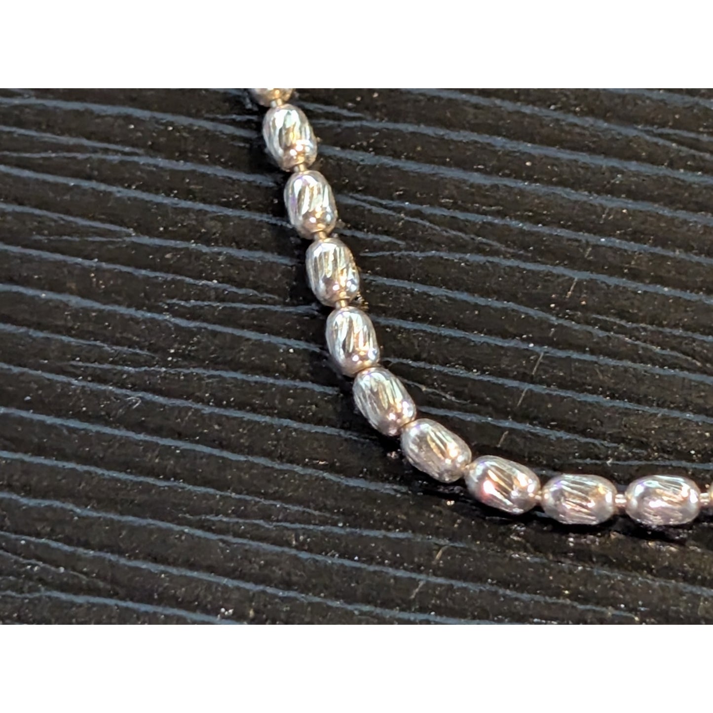 Vintage 925 Italy Sterling Silver Diamond Cut Oval Bead Bracelet