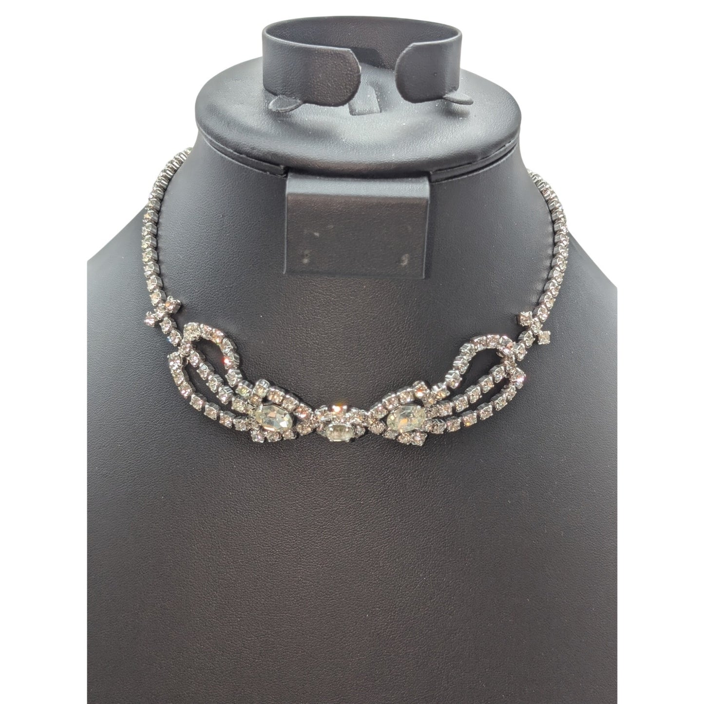 Vintage Rhinestone Hook Clasp 15.25" Necklace