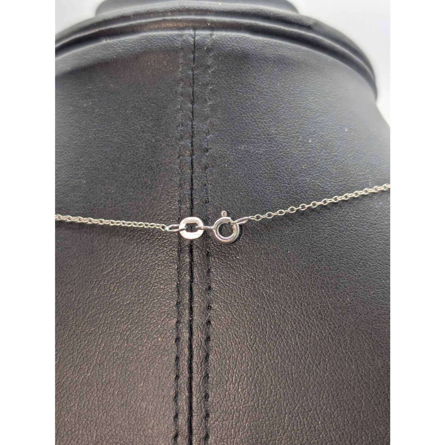 925 Sterling Silver Three Graduated CZ Pendant Chain 18" Necklace