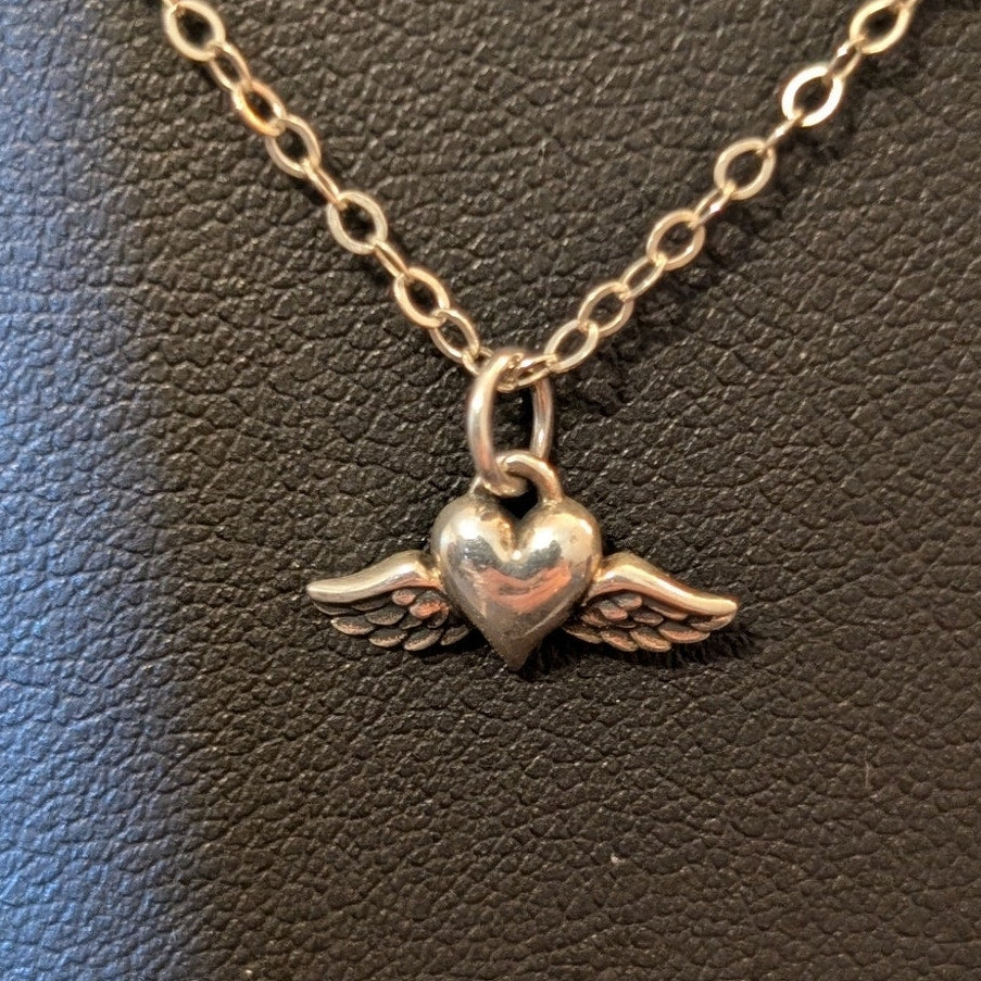 925 Sterling Silver Flying Heart Pendant 18" Chain Necklace
