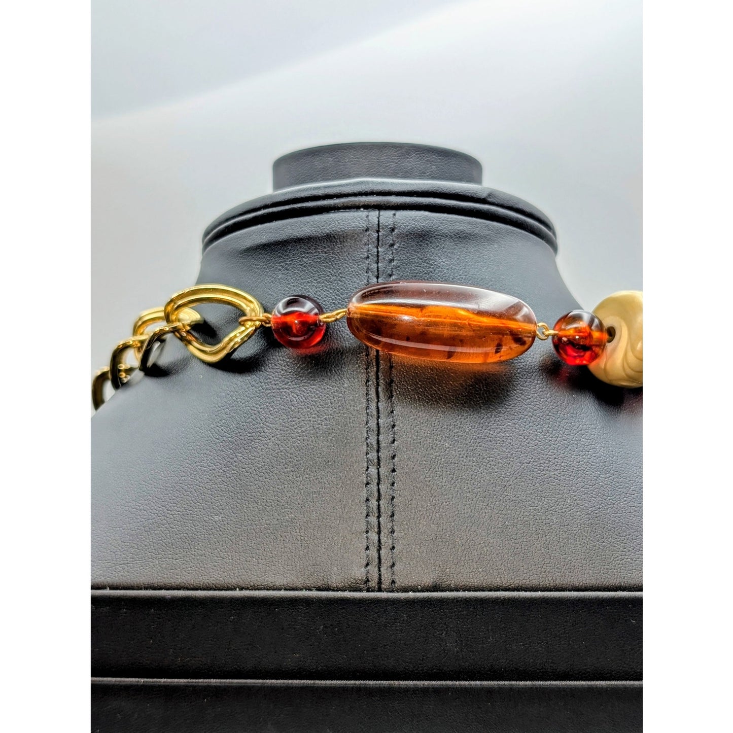 Chunky Gold Tone Chain Link Amber Acrylic Bead 34" Necklace